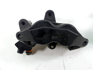 2019 Indian Chieftain Classic Front Brake Caliper Set 1912390 1912391