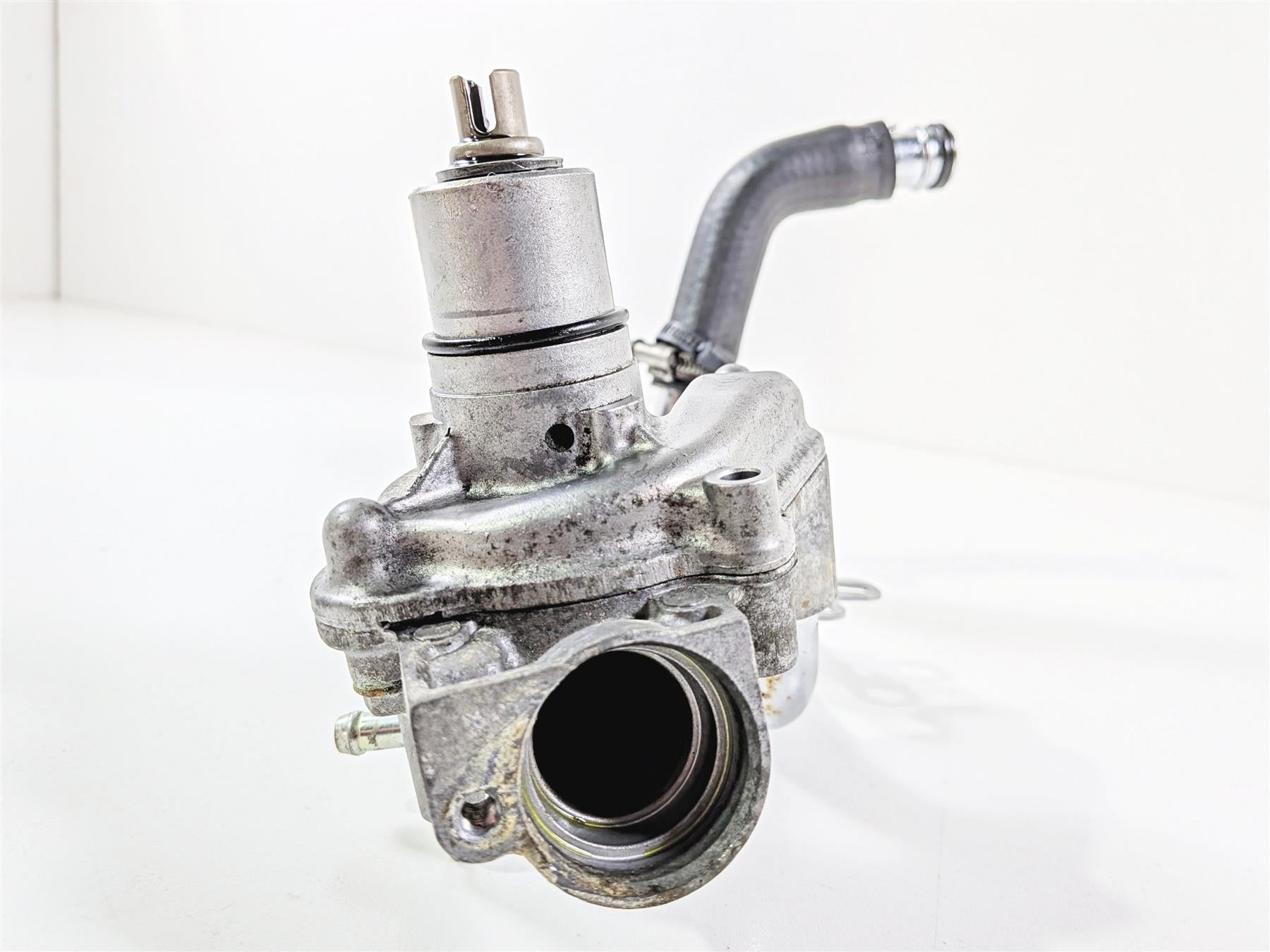 2010 Honda VT1300 CR Stateline Water Pump & Hose Set 19200-MEA-670 {{ shop.shopifyCountryName }} - Mototech271