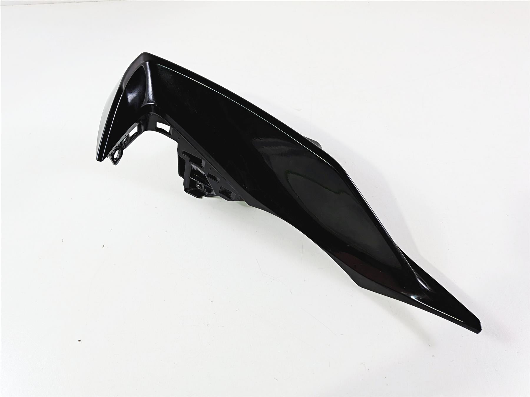 2022 Yamaha YZF R1 R1M RN65 Front Right Blinker Cover Fairing B3L-2843C-00-Mototech271