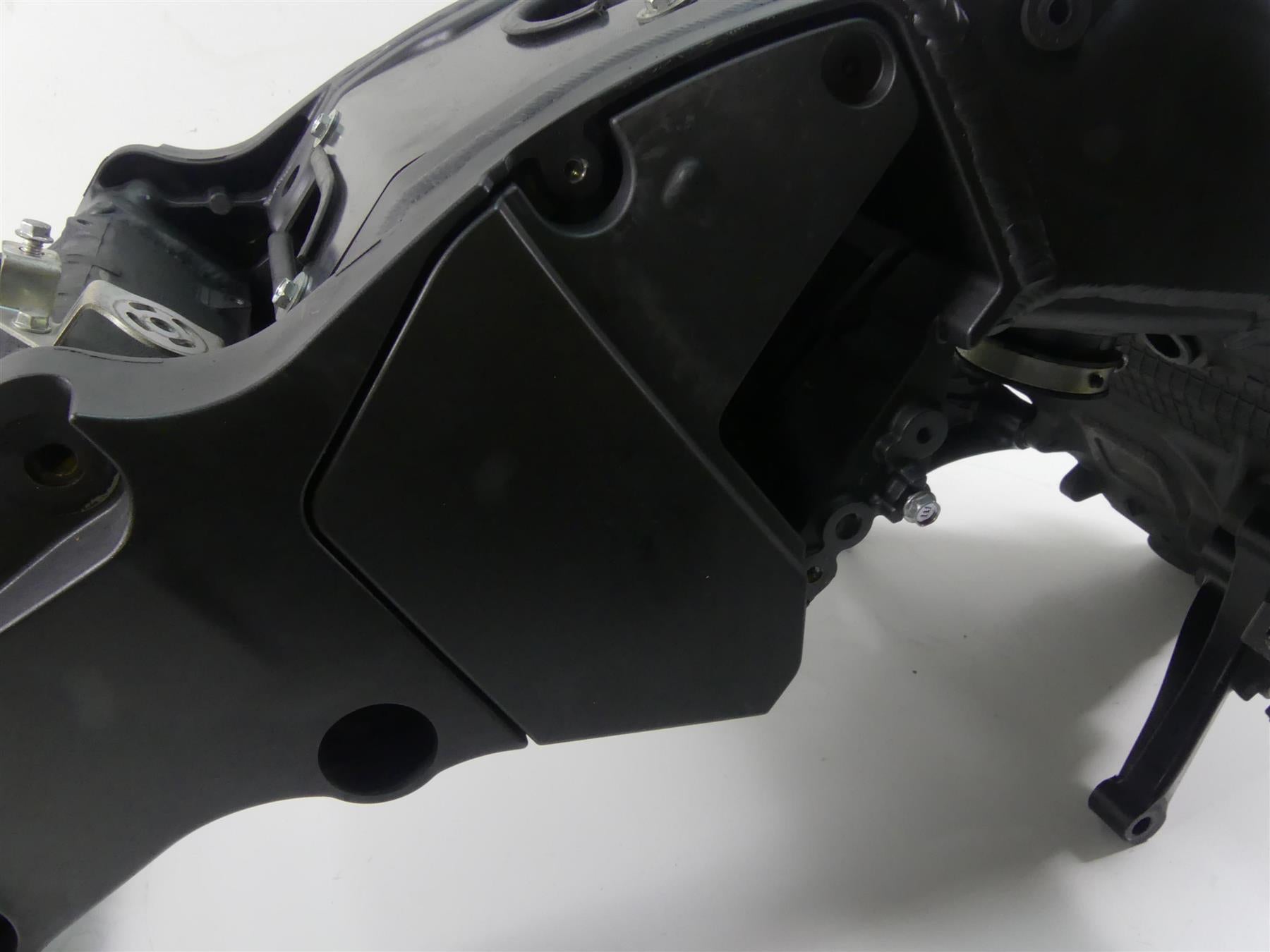 2012 Kawasaki ZX1400 ZX14R Ninja Main Frame Chassis With Clear Texas Title 32160-0580-18R 32160-0820-18 {{ shop.shopifyCountryName }} - Mototech271