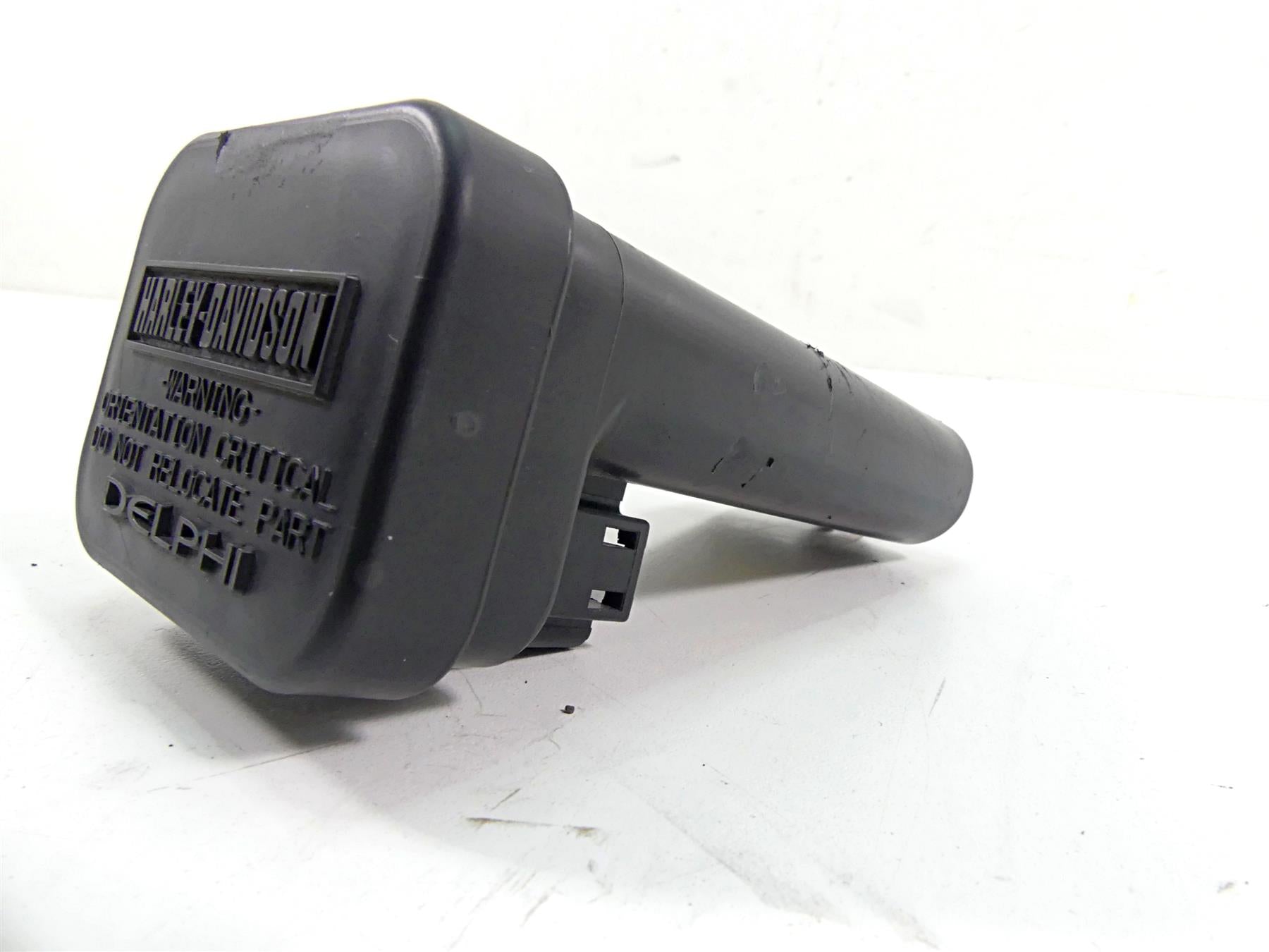 2005 Harley VRSCSE CVO V-Rod Tssm Turn Signal Security Control Module 68922-00C {{ shop.shopifyCountryName }} - Mototech271