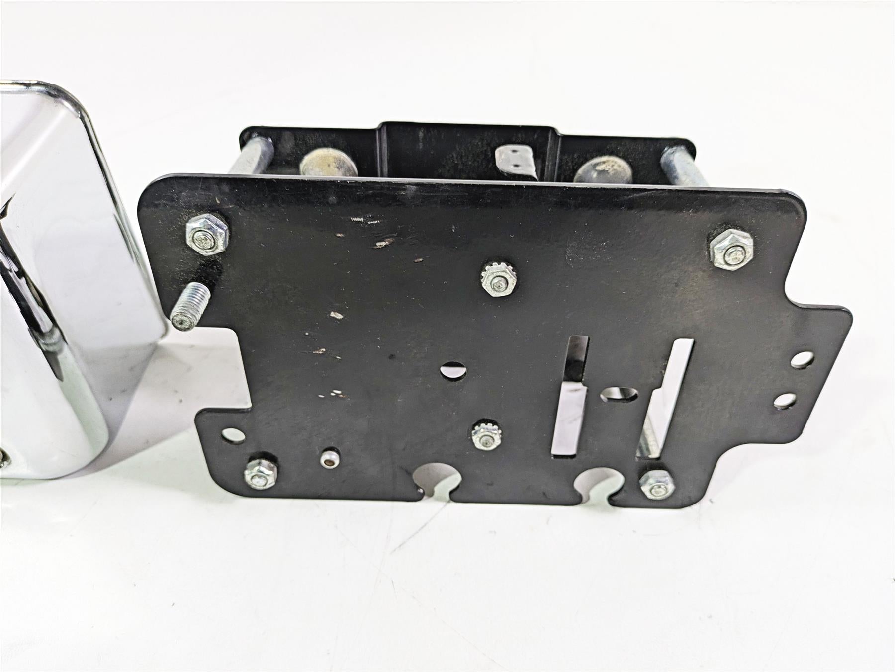 2002 Harley Dyna FXDL Low Rider Electrical Box Carrier & Chrome Cover 66333-99 {{ shop.shopifyCountryName }} - Mototech271