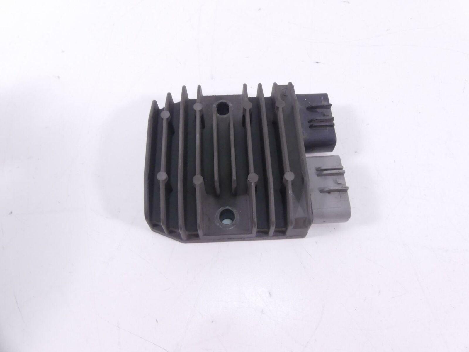 2012 BMW S1000RR K46 Rectifier Voltage Regulator 12317718422 {{ shop.shopifyCountryName }} - Mototech271