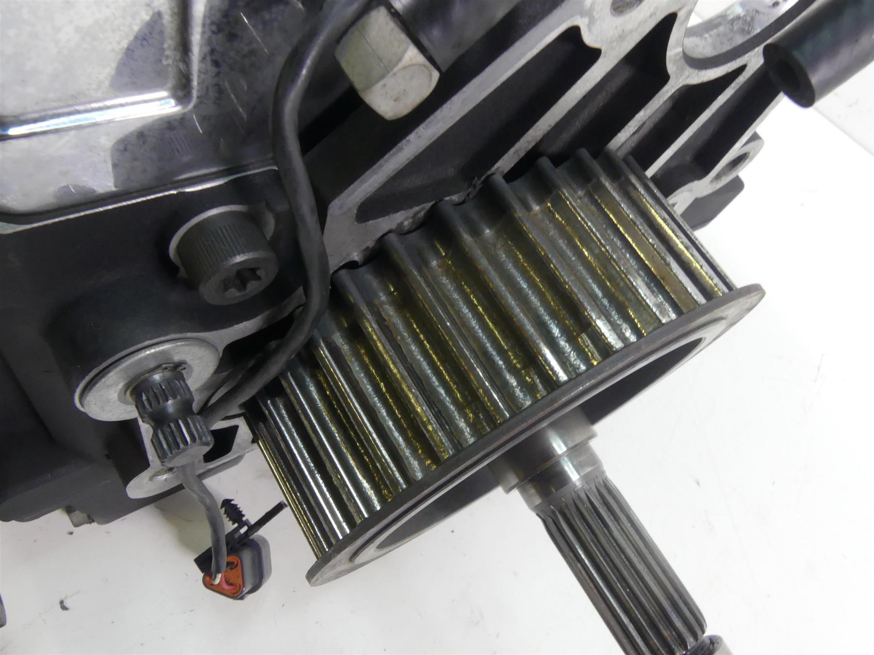 2002 Harley Touring FLHRCI Road King 5 Speed Transmission Gear Box 33035-02 {{ shop.shopifyCountryName }} - Mototech271