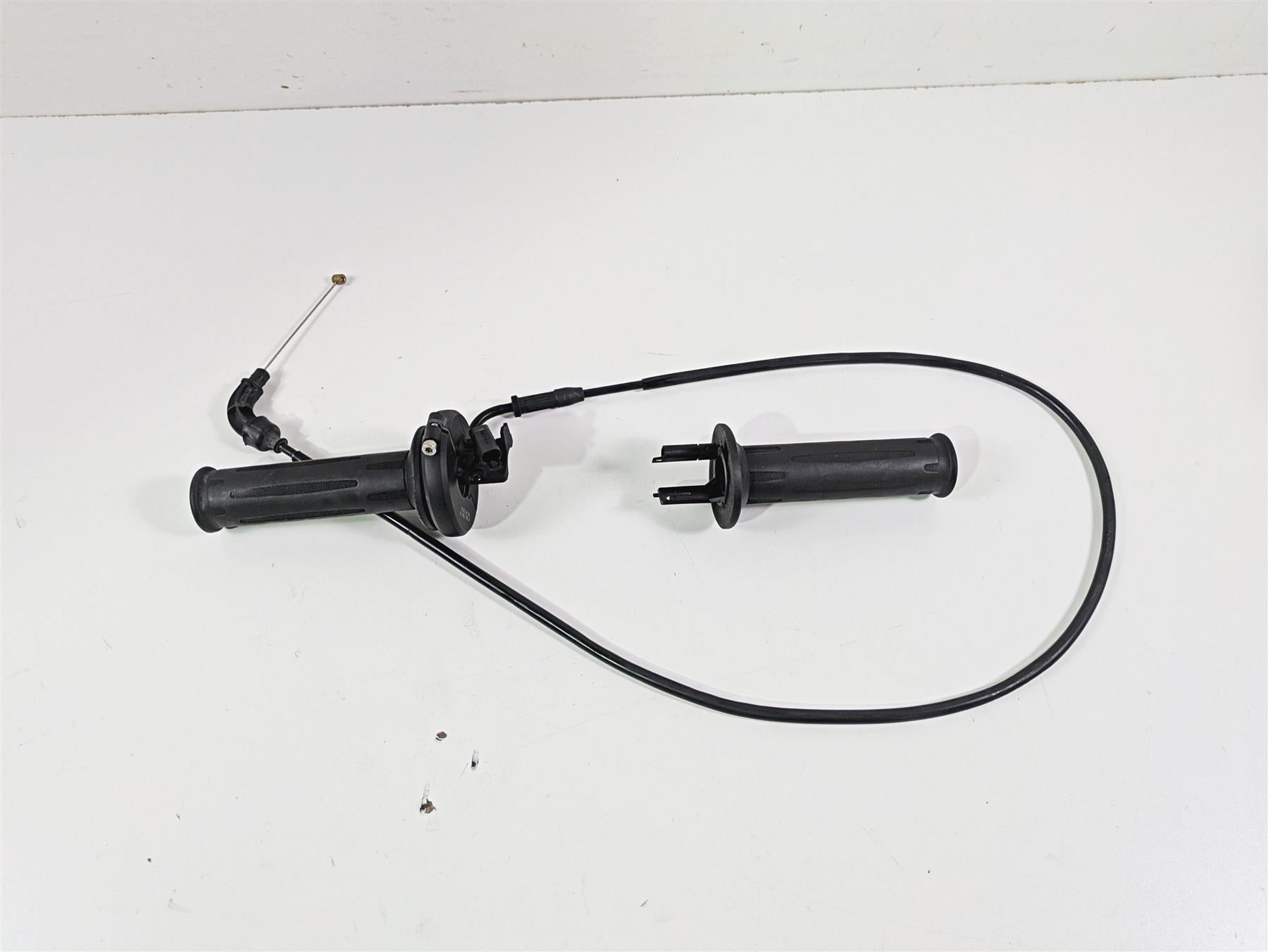 2018 BMW R nineT Urban GS K33 Heated Hand Grip Set 61318565847 61318566508