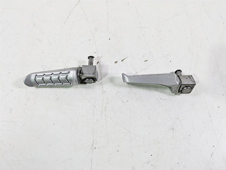 2023 BMW G310R K03 Rear Passenger Footpegs 46718553973 46718553974 {{ shop.shopifyCountryName }} - Mototech271