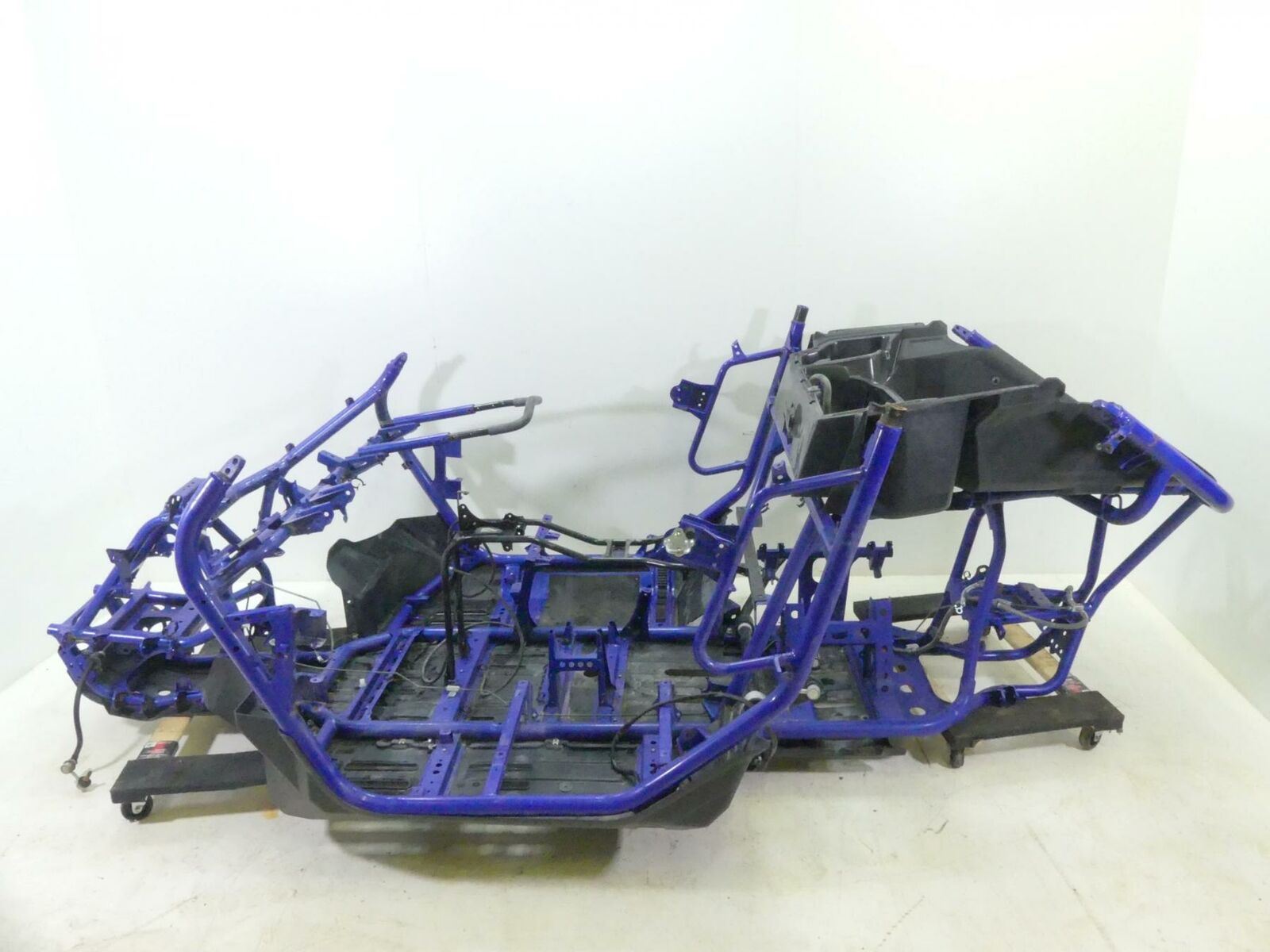 2017 Yamaha YXZ1000R EPS SS Bent Main Frame Slvg + Doors & Bed 2HC-F1110-21-00 {{ shop.shopifyCountryName }} - Mototech271