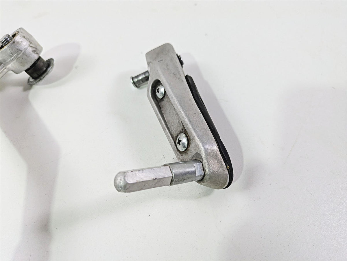 2023 Suzuki GSX1300 RR Hayabusa Left Front Footpeg & Shifter - Read 43521-10L00 {{ shop.shopifyCountryName }} - Mototech271