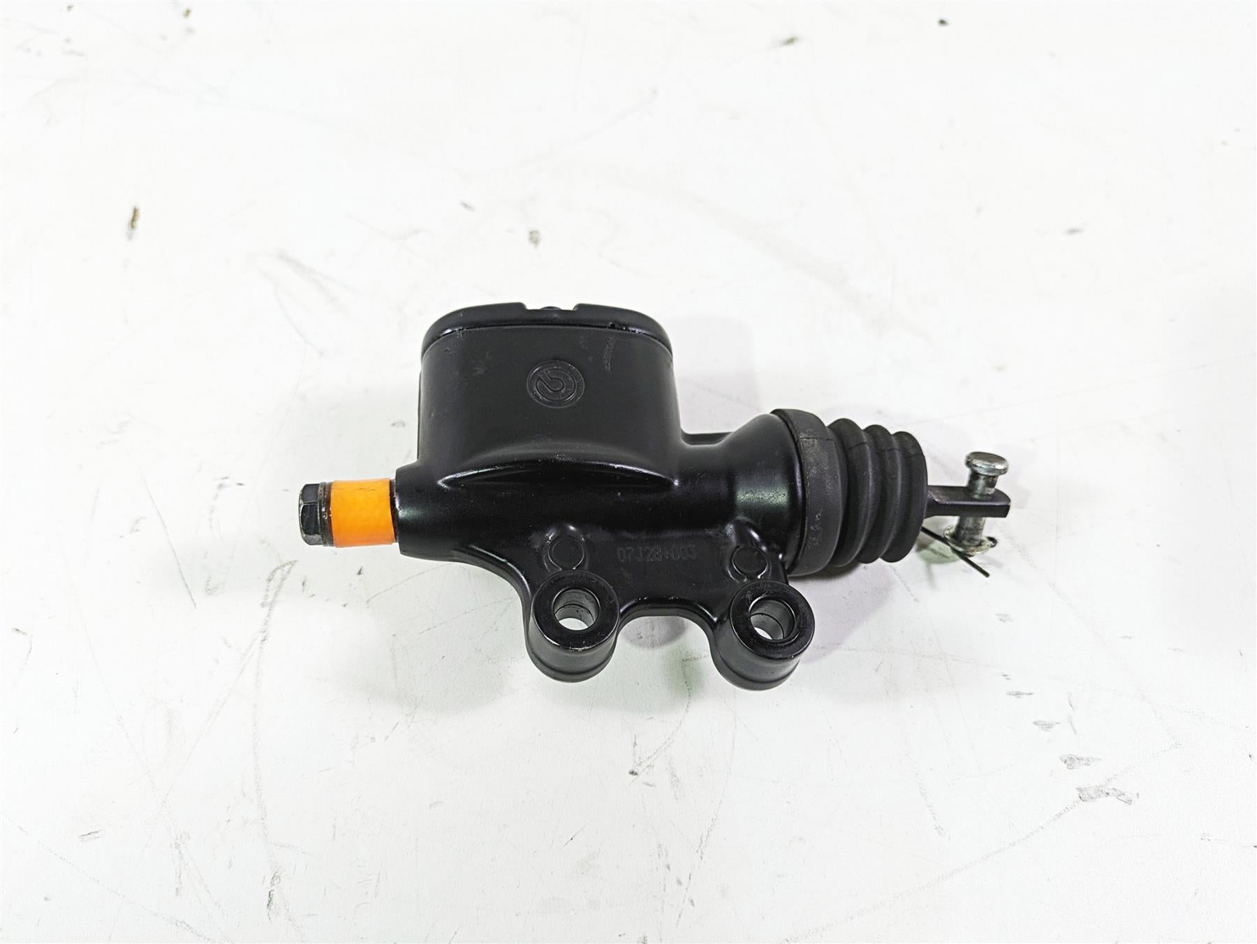 2008 Harley Touring FLHTCU E-Glide 105TH Rear Brake Master Cylinder 41763-08C {{ shop.shopifyCountryName }} - Mototech271
