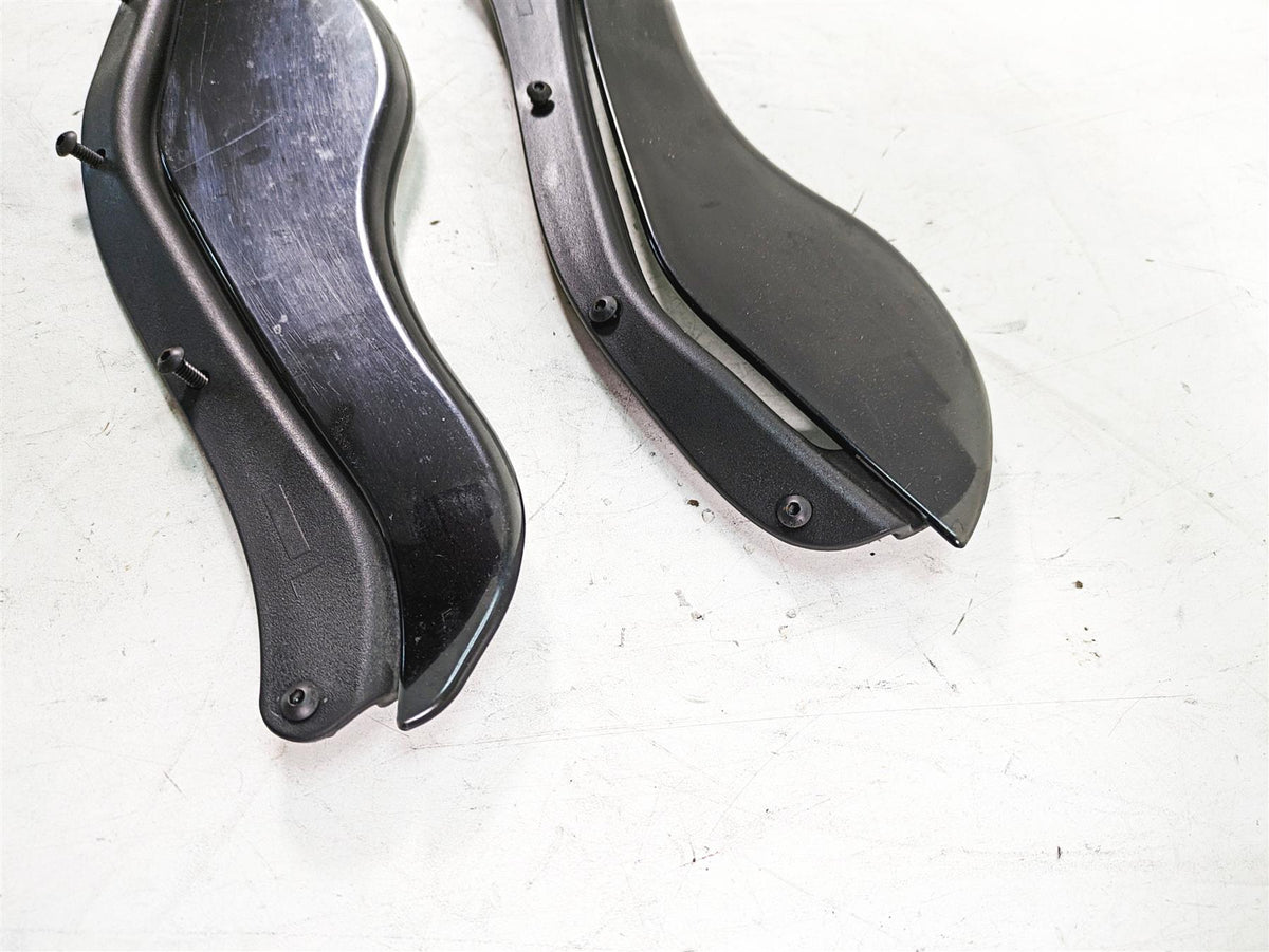 2010 Harley Touring FLHTCU Electra Glide Fairing Wind Deflector Set 58128-08A {{ shop.shopifyCountryName }} - Mototech271