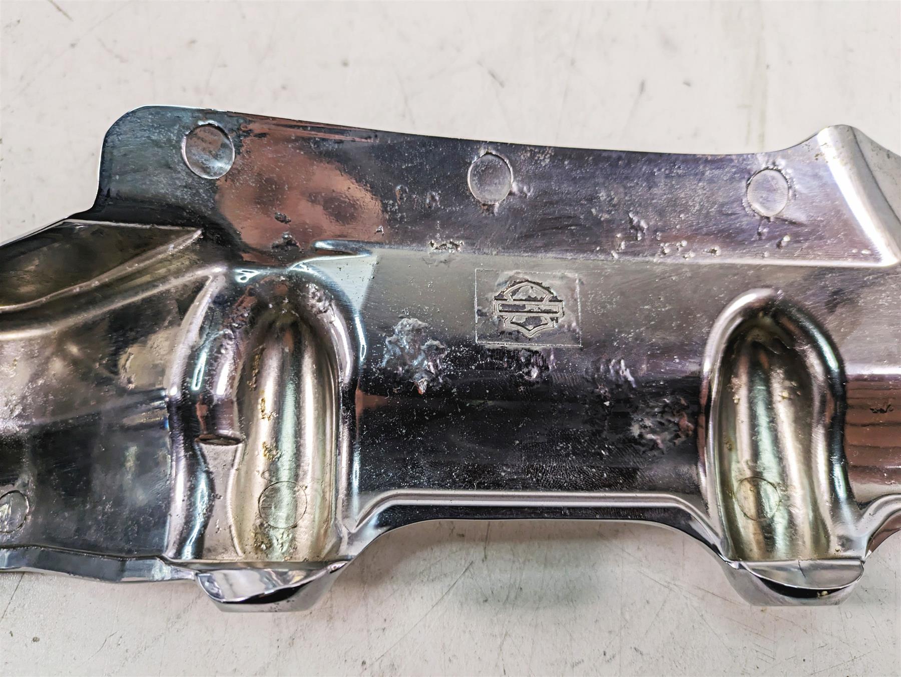 2009 Harley Touring FLHTCU Electra Glide Kuryakyn Inner Primary Cover 7780 {{ shop.shopifyCountryName }} - Mototech271