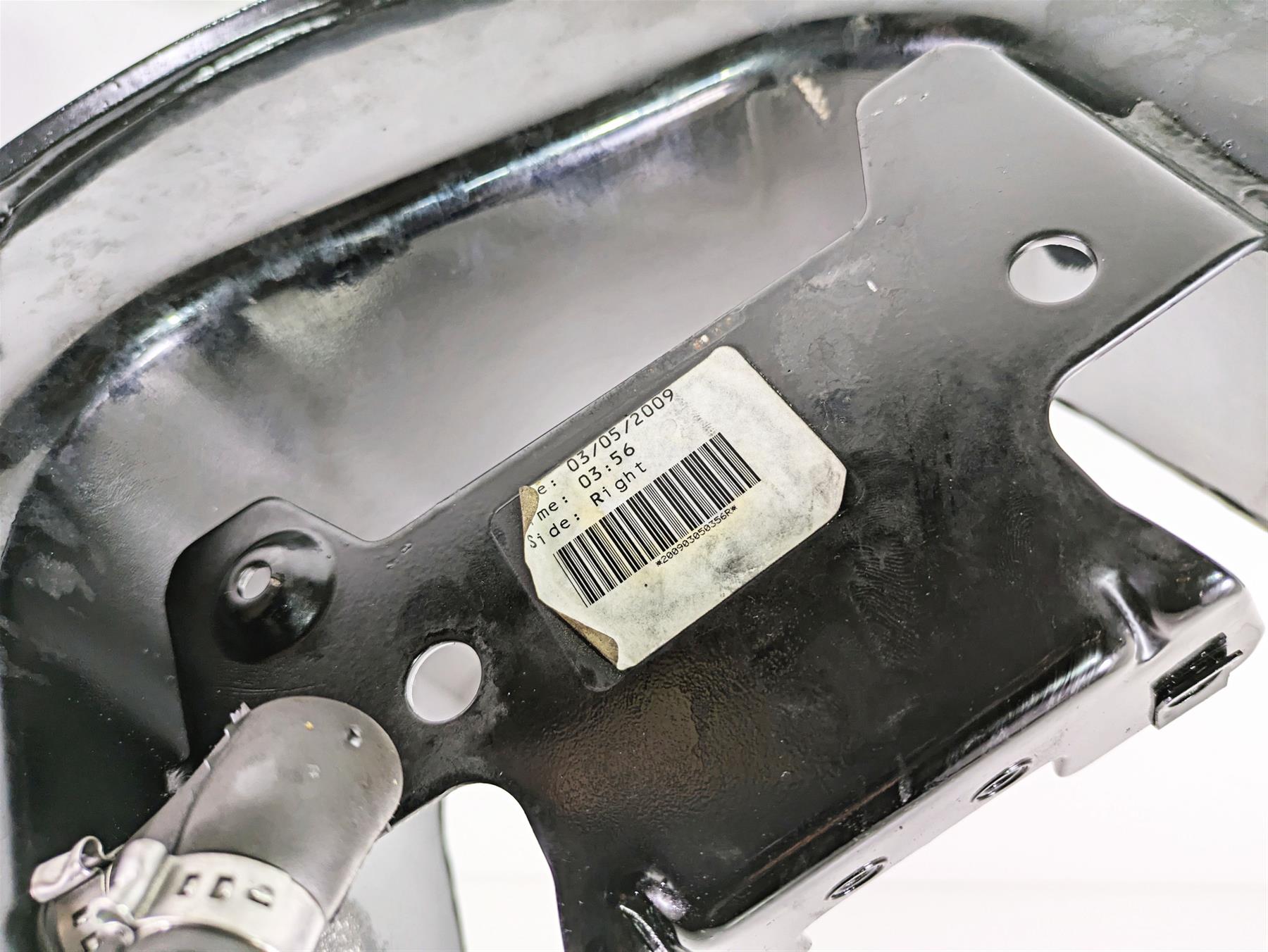 2009 Harley FLSTSB Cross Bones Oil Tank Reservoir & Lines - No Leaks 62507-09DH {{ shop.shopifyCountryName }} - Mototech271