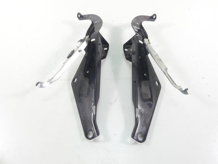 2009 Harley FLHTCU SE4 CVO E-Glide Front Fairing Mount Set - Read 58478-96B {{ shop.shopifyCountryName }} - Mototech271