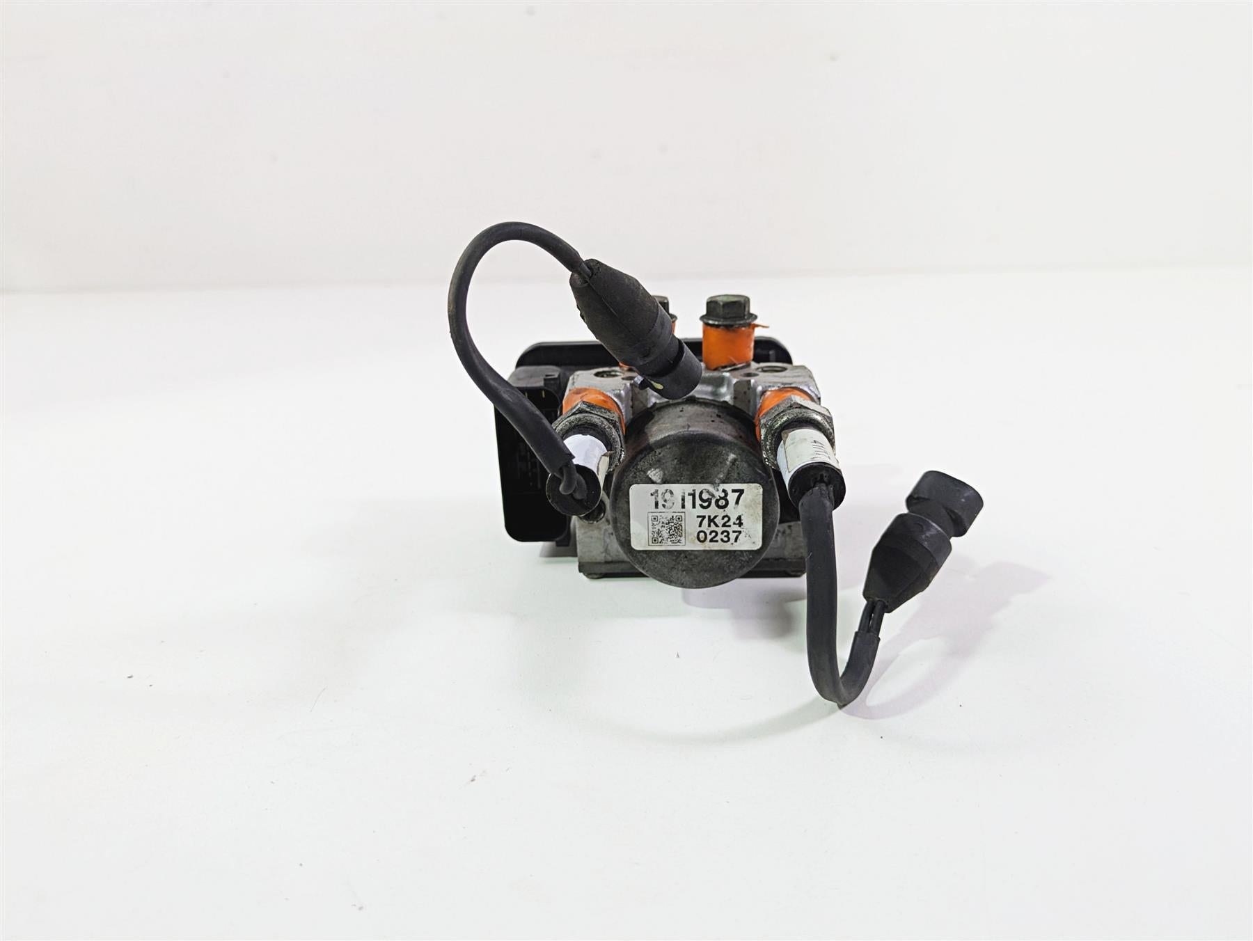 2018 Indian Springfield Dark Horse Abs Brake Pump Pressure Module 2204981 {{ shop.shopifyCountryName }} - Mototech271
