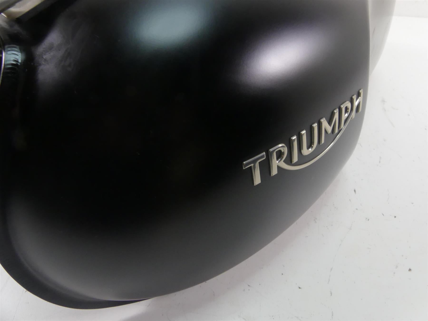 2017 Triumph Thruxton 1200 R Nice Fuel Gas Petrol Tank - No Dents T2405376 {{ shop.shopifyCountryName }} - Mototech271