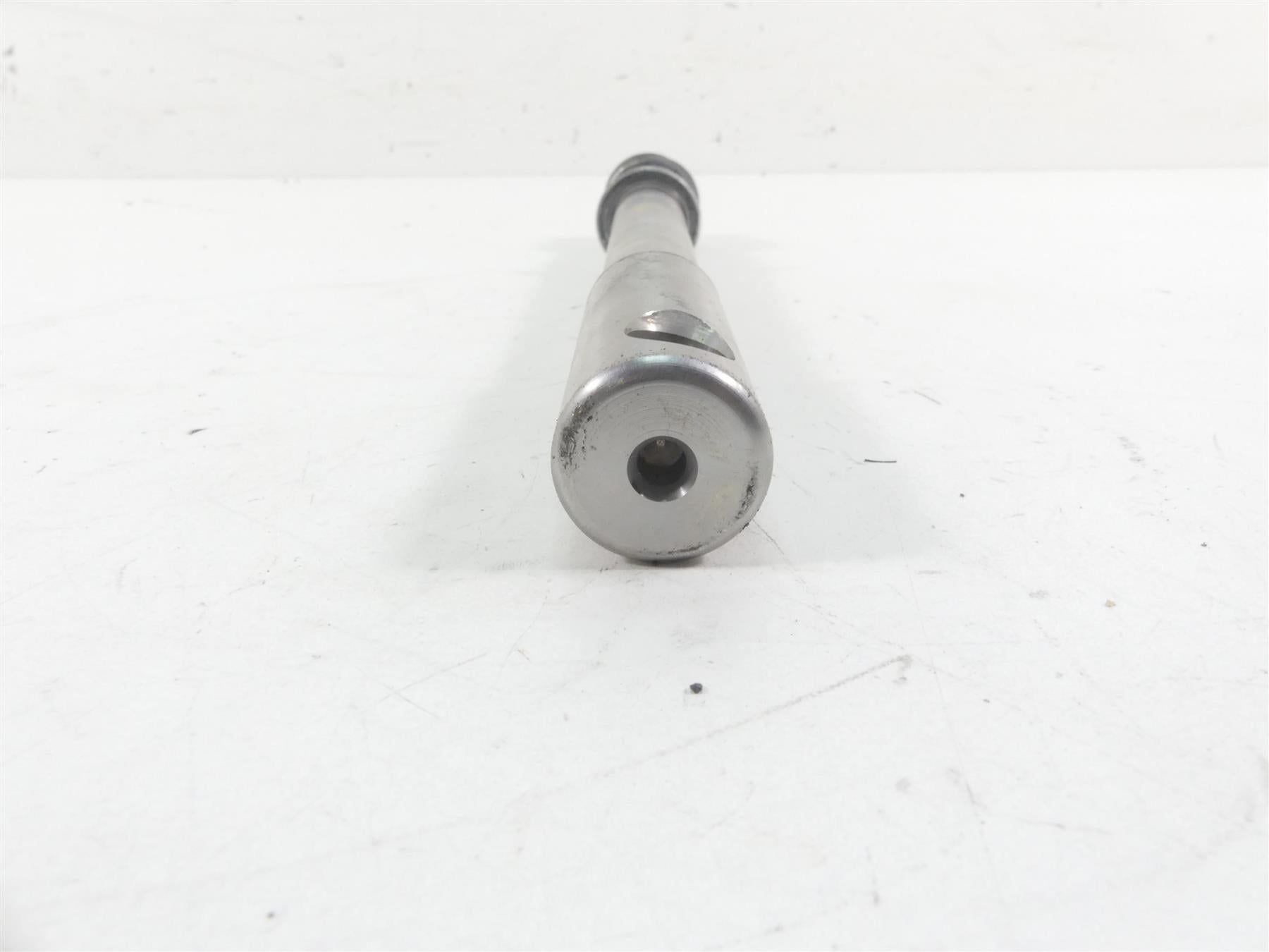 2007 Harley Sportster XL1200 Nightster Front 3/4" Axle Wheel Spindle 43895-00 {{ shop.shopifyCountryName }} - Mototech271