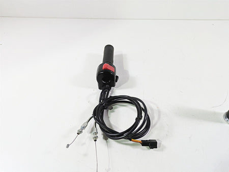 2016 Suzuki M109R VZR1800 Boulevard Right Hand Control Switch 37200-06J00 {{ shop.shopifyCountryName }} - Mototech271