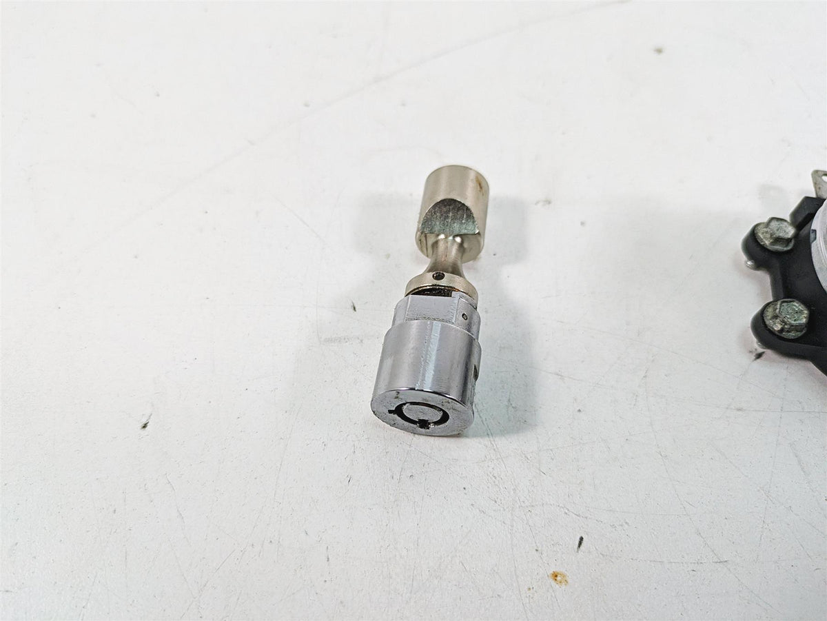 2009 Harley Softail FLSTSB Cross Bones Ignition Switch Steerin Key Lock 71450-04 {{ shop.shopifyCountryName }} - Mototech271