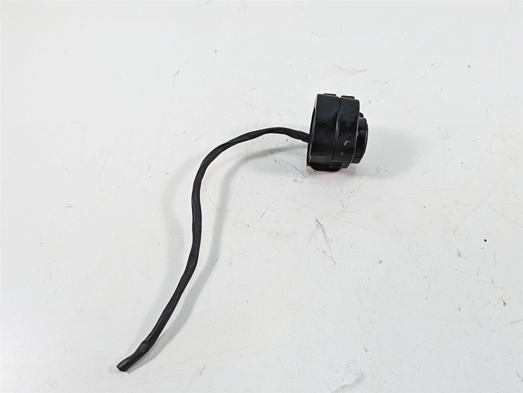 1986 Harley Sportster XLH 883 Left Turn Signal Control Switch - Read 70218-86A {{ shop.shopifyCountryName }} - Mototech271