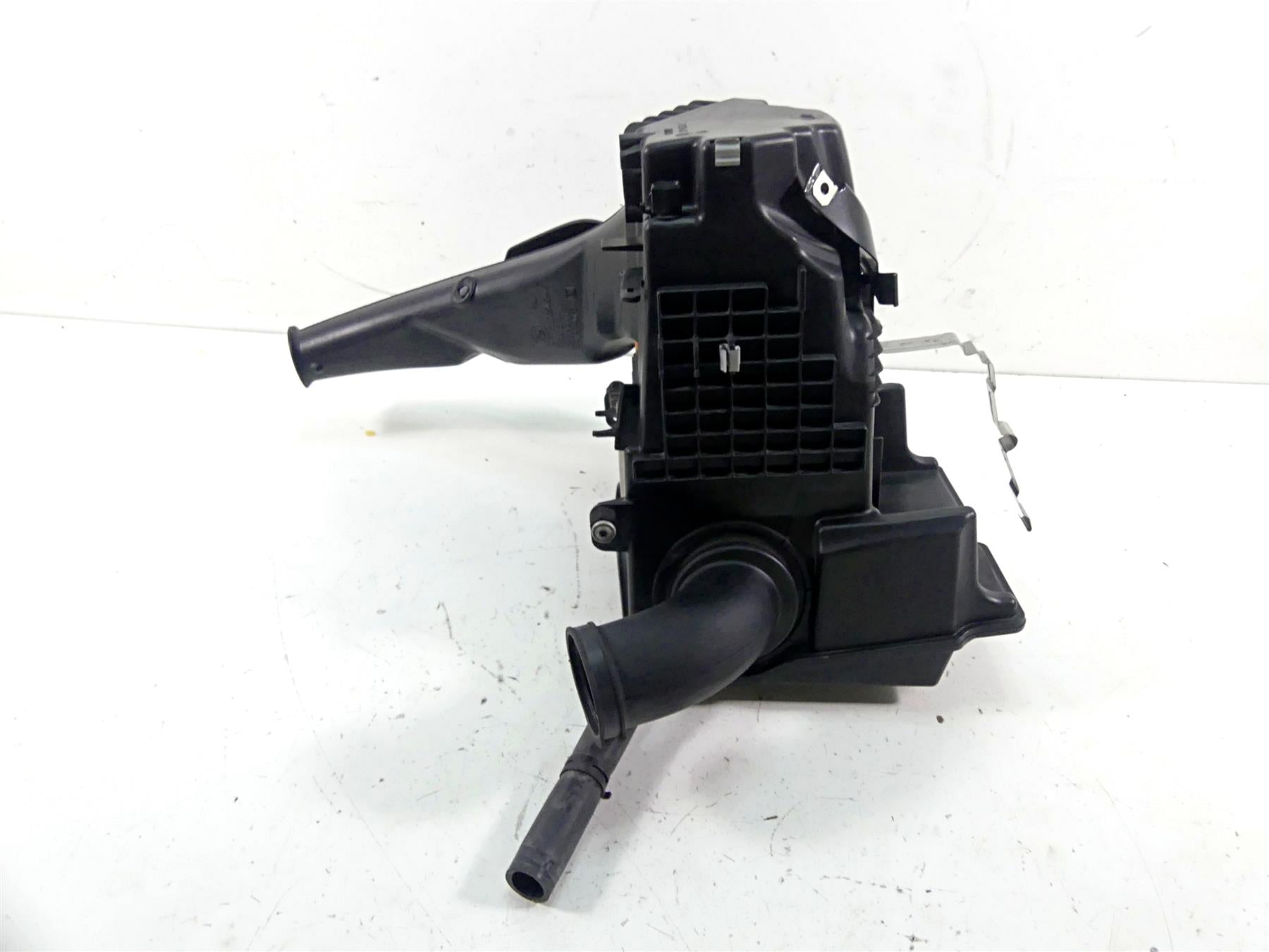 2009 BMW R1200 GS K25 Air Box Breather Cleaner + Tubes & Ducts -Read 13717720354 {{ shop.shopifyCountryName }} - Mototech271