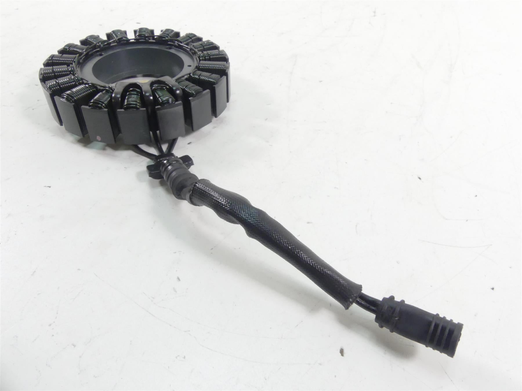 2009 Harley FXDF Dyna Fat Bob Alternator Generator Stator Magneto 30017-08 {{ shop.shopifyCountryName }} - Mototech271