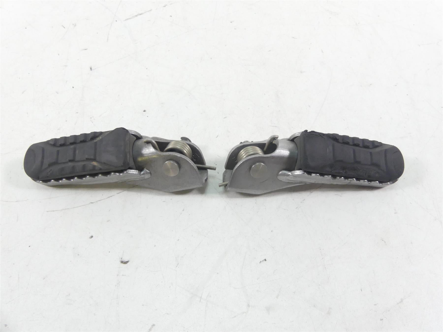 2017 BMW R1200GS GSW K50 Rider Foot Peg Footpeg Set 46718526740 46718526739 | Mototech271