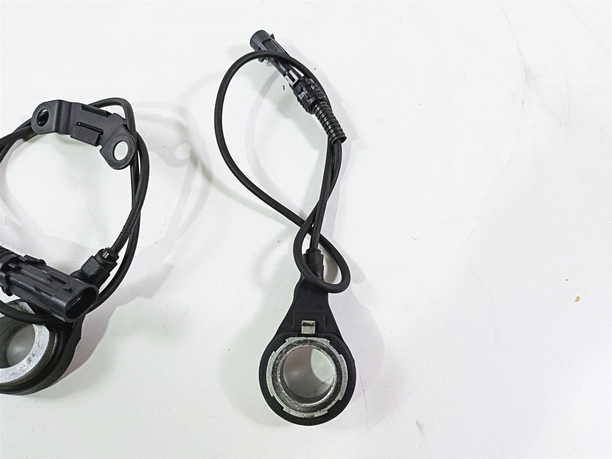 2010 Harley Touring FLHTK Electra Glide Abs Brake Wheel Speed Sensors 40614-08 {{ shop.shopifyCountryName }} - Mototech271