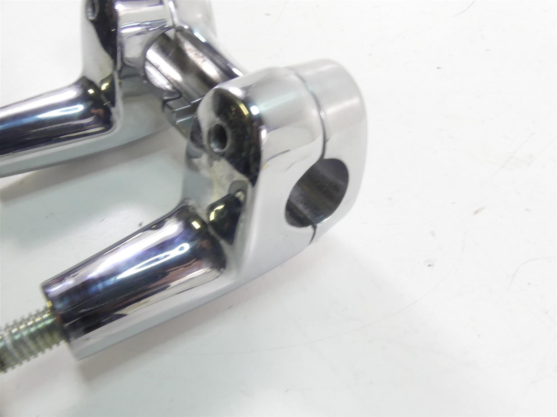 2015 Harley FLD Dyna Switchback Handlebar Chrome Riser Holder Set 55900005 {{ shop.shopifyCountryName }} - Mototech271
