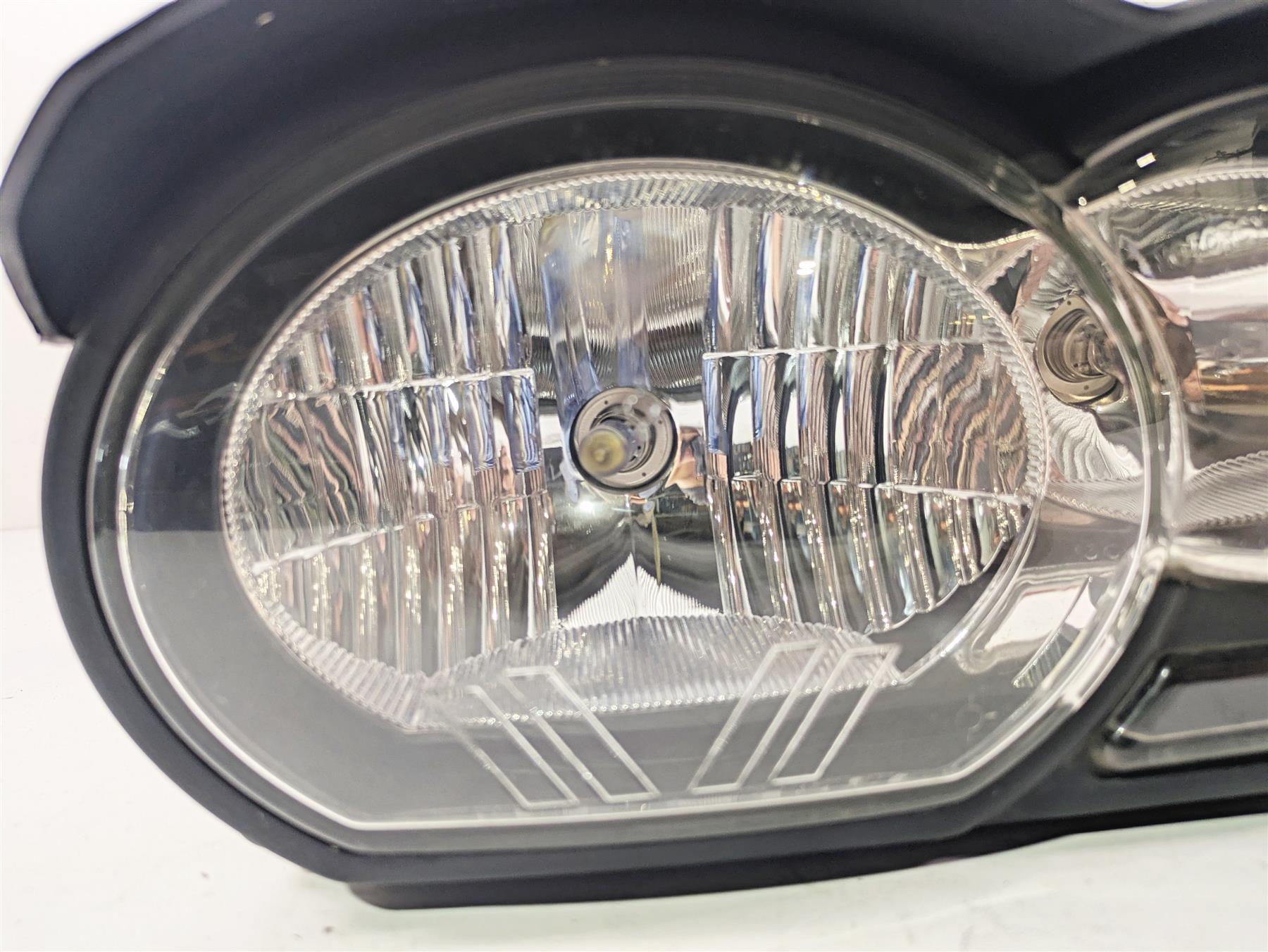 2010 BMW R1200GS K25 Headlight Head Light Lamp Lens 63127713899 {{ shop.shopifyCountryName }} - Mototech271