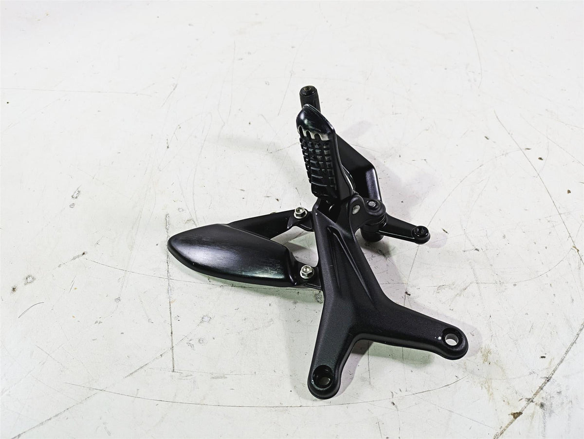 2022 MV Agusta F3 800 Rosso Left Front Footpeg & Shifter Set 80A0B7474 {{ shop.shopifyCountryName }} - Mototech271