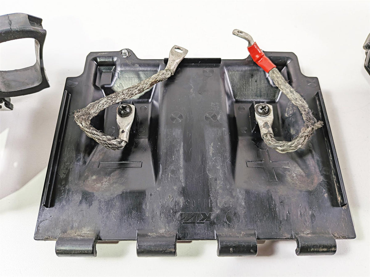 2005 KTM 950 LC8 Adventure Speedo Mount Battery Box Inlet Scoop Fairing {{ shop.shopifyCountryName }} - Mototech271