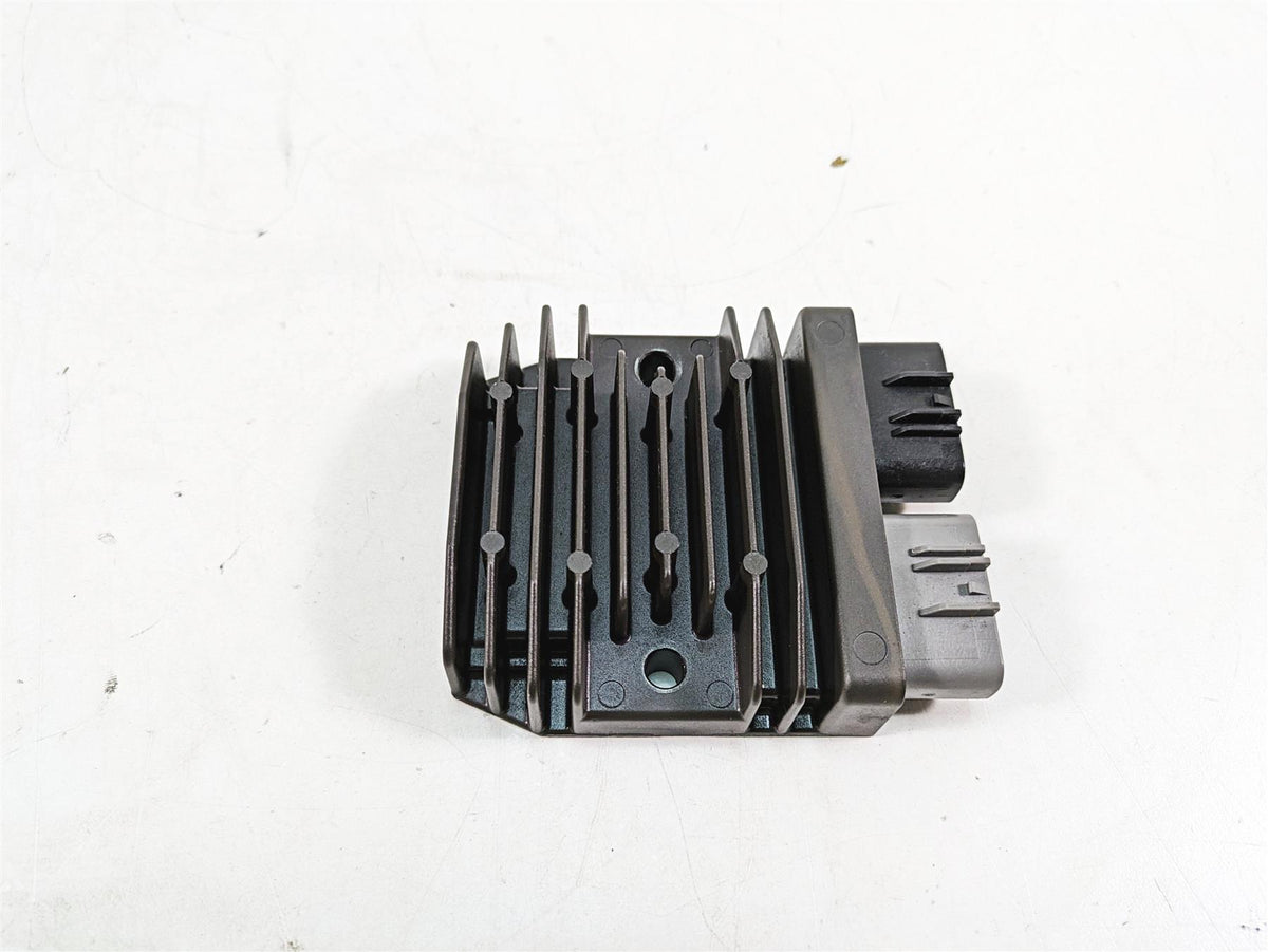 2016 Ducati Panigale 1299 S Rectifier Voltage Regulator 54040301B FH020AA {{ shop.shopifyCountryName }} - Mototech271