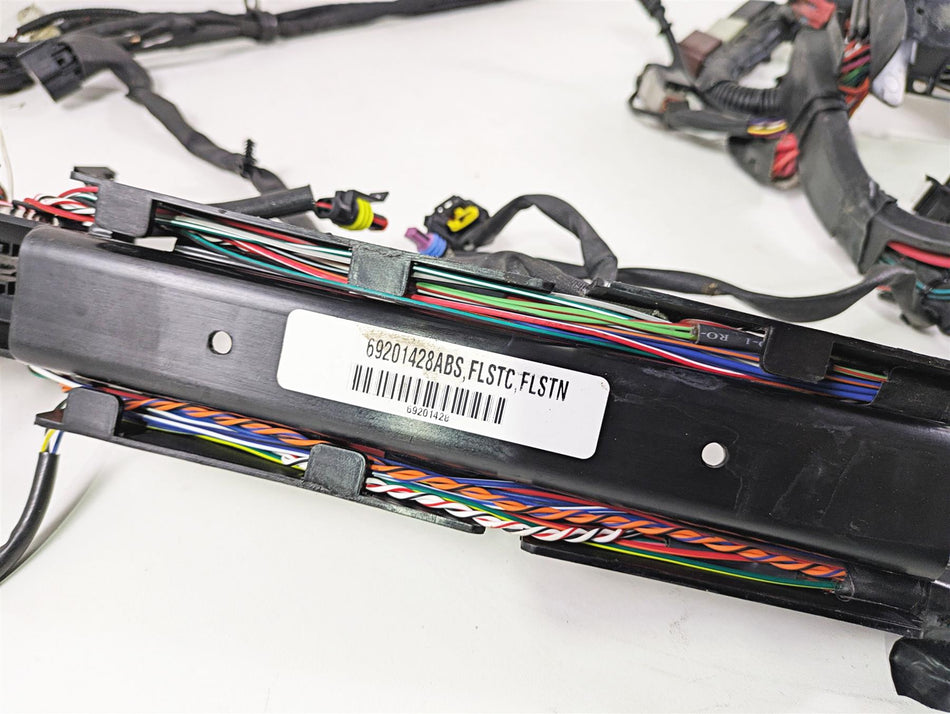 2017 Harley Softail Heritage Classic FLSTC Wiring Harness Loom - Abs 69201428 {{ shop.shopifyCountryName }} - Mototech271