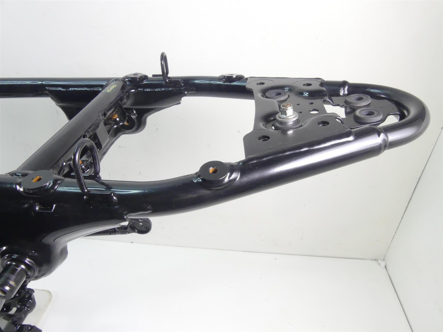 2017 Triumph Thruxton 1200 R Straight Main Frame Chassis With Pennsylvania Salvage Title T2074762 {{ shop.shopifyCountryName }} - Mototech271