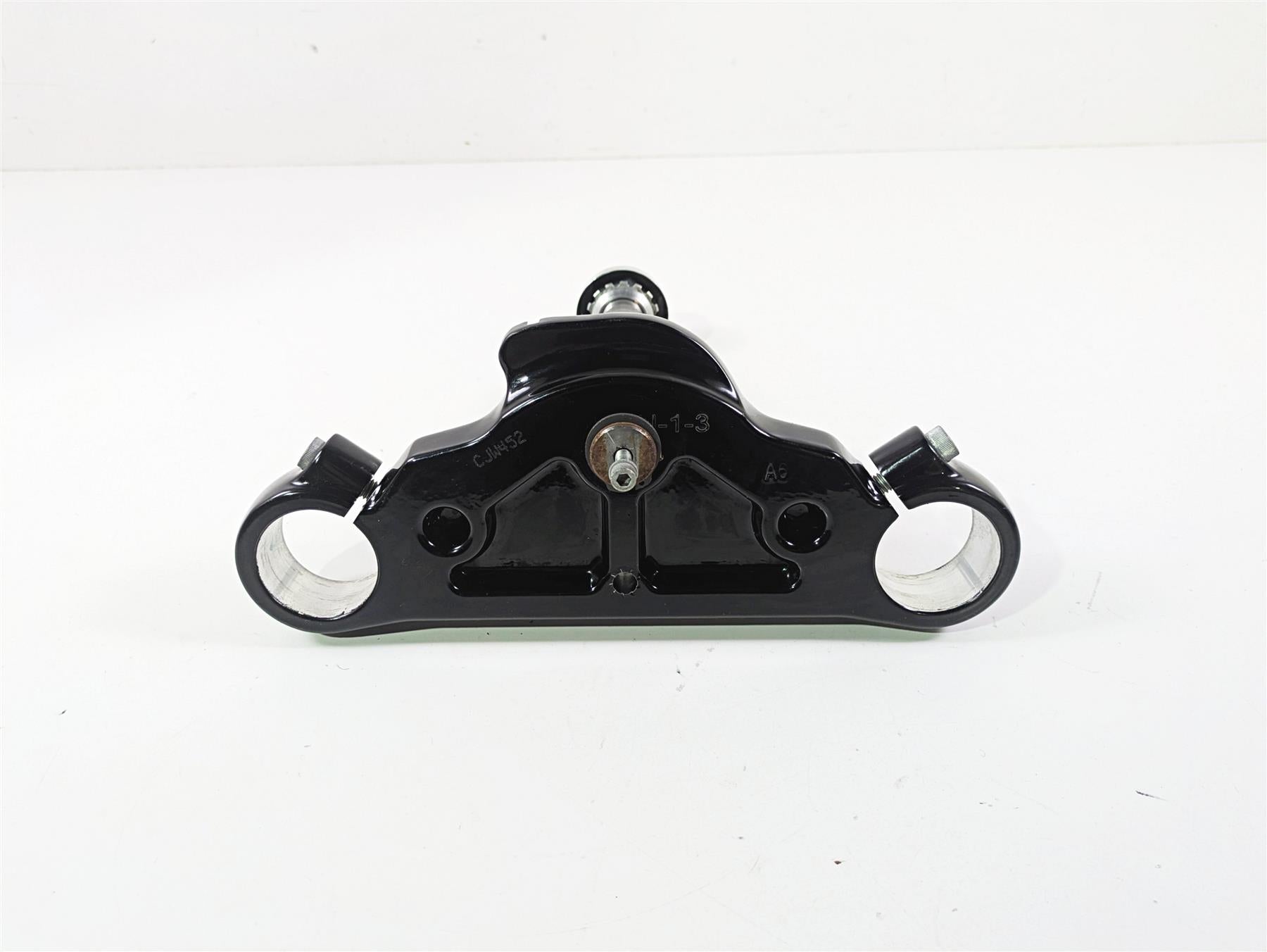 2014 Harley FXDF Dyna Fat Bob Lower Triple Tree Steering Clamp - Nice 48659-09 {{ shop.shopifyCountryName }} - Mototech271
