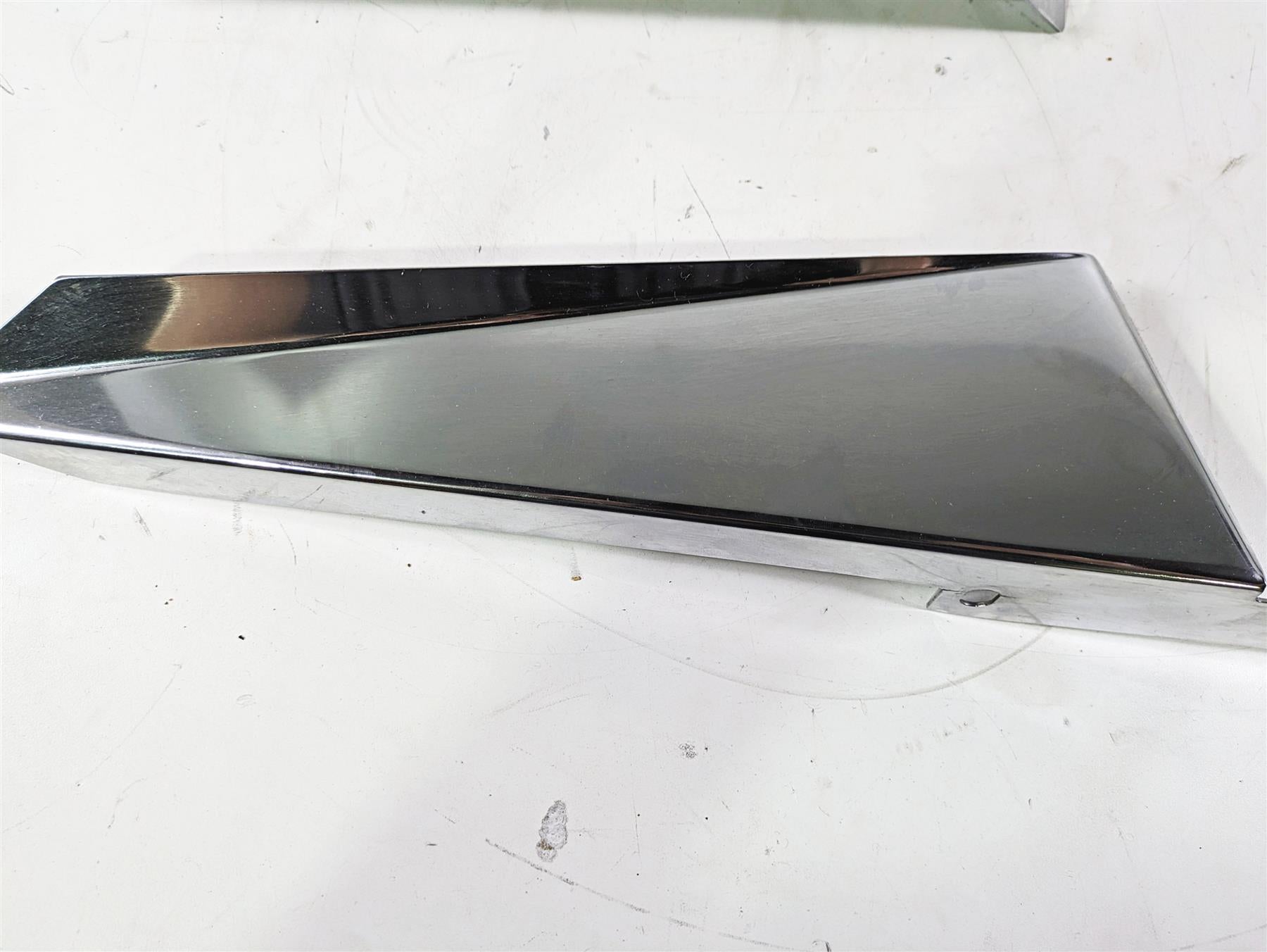 2008 Harley Touring FLHTCU E-Glide 105TH Fork Wind Deflector Chrome Cover 28-111 {{ shop.shopifyCountryName }} - Mototech271