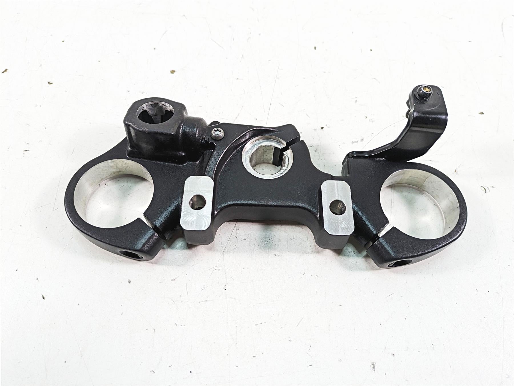 2022 Harley RA1250 S Pan America Upper Triple Tree Steering Clamp 45900242 {{ shop.shopifyCountryName }} - Mototech271