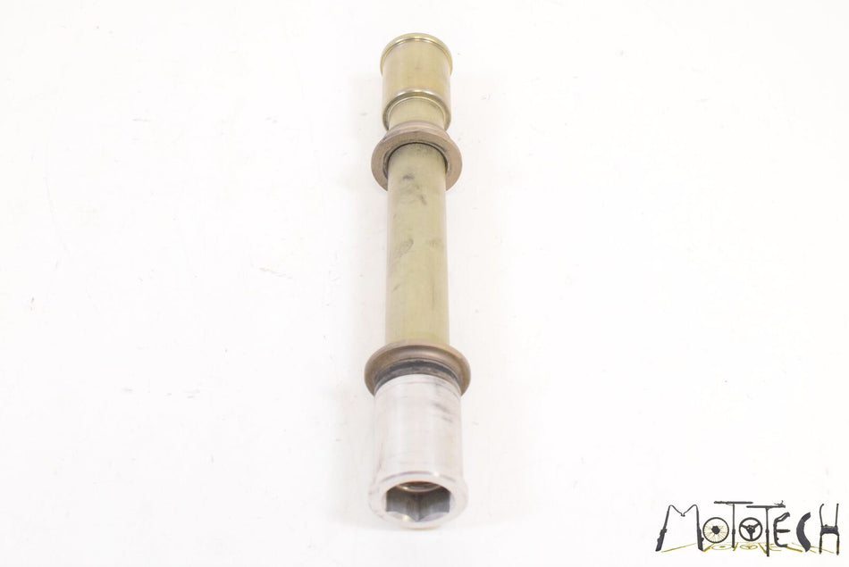 2015 Kawasaki ZX10R ZX1000 Ninja Front Wheel Axle Spindle 41068-0049 {{ shop.shopifyCountryName }} - Mototech271