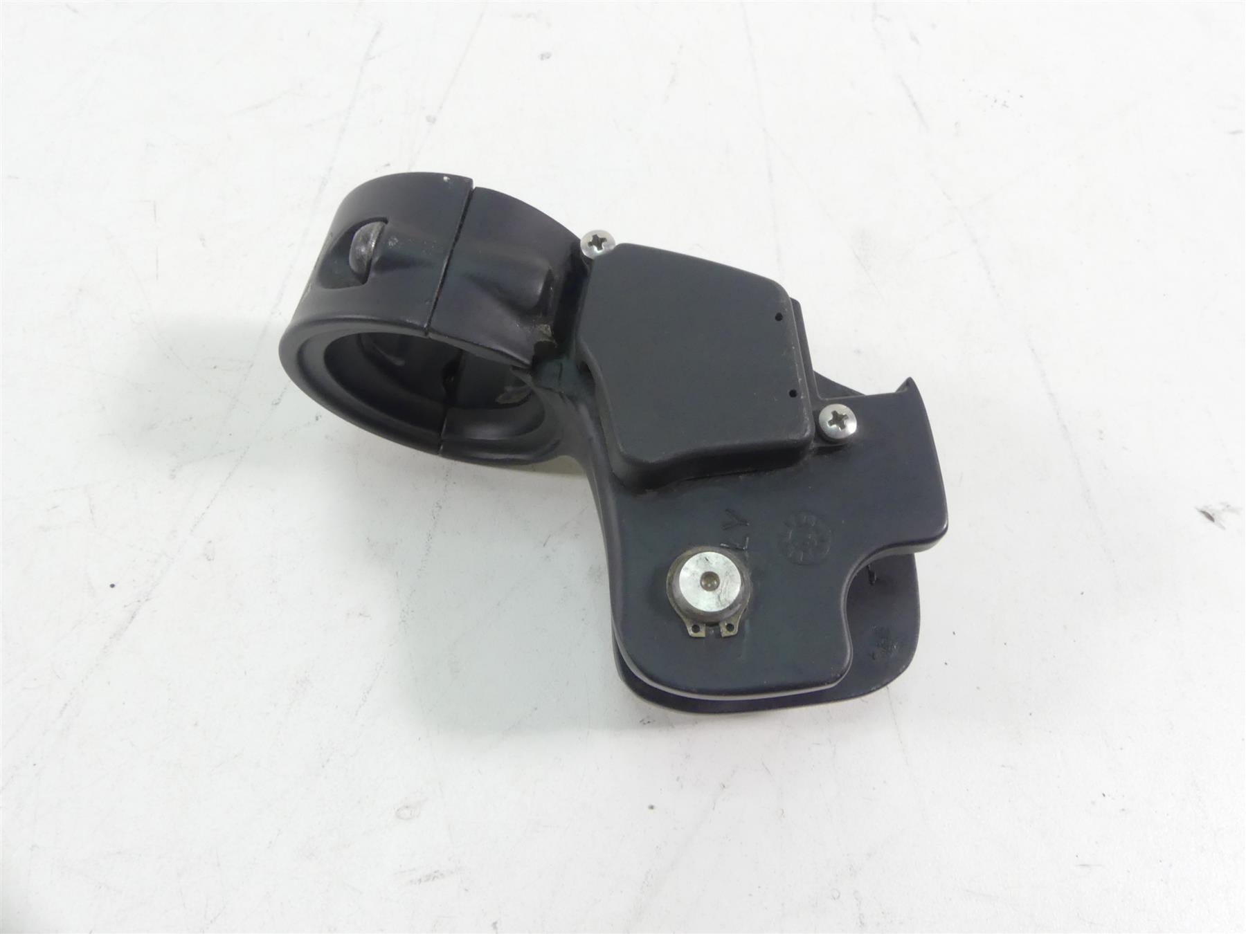 2016 Indian Chief Dark Horse Clutch Perch Mount Clamp 2206275 {{ shop.shopifyCountryName }} - Mototech271