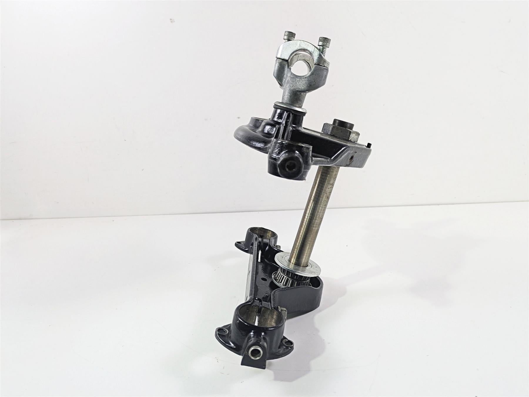 2001 Harley Touring FLHX Street Glide Upper Lower Triple Tree Riser Set 45446-87 {{ shop.shopifyCountryName }} - Mototech271