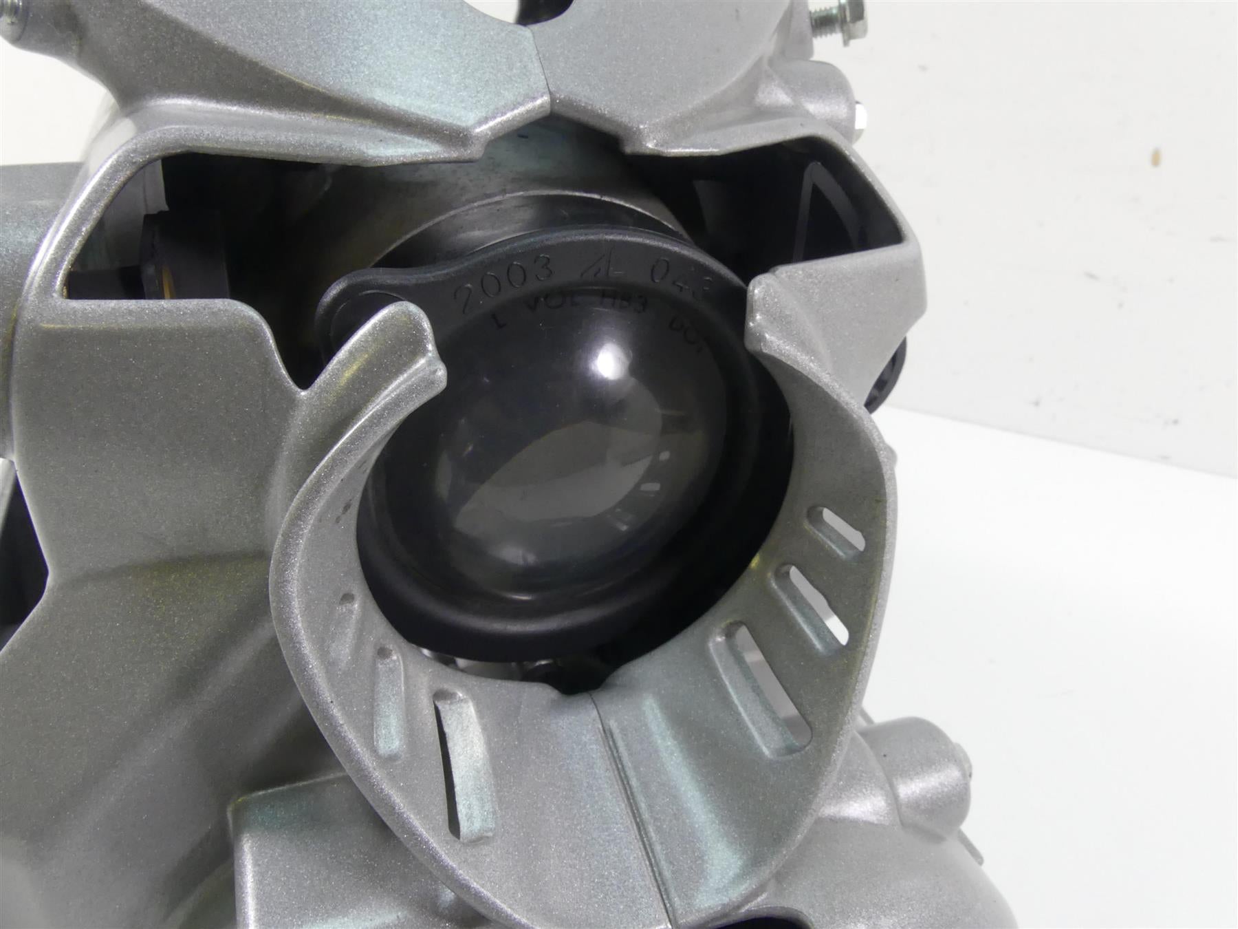 2004 Ducati 999 SBK Headlight Head Light Lamp + Housing 52040221C 52040231B {{ shop.shopifyCountryName }} - Mototech271