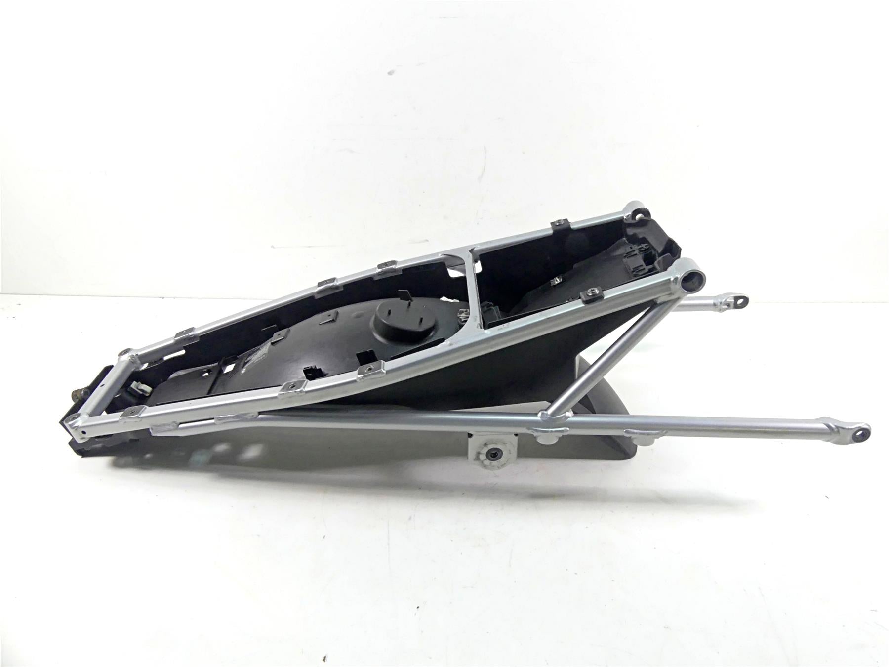 2014 BMW R1200GS K50 Straight Rear Subframe & Inner Fender 46518534315