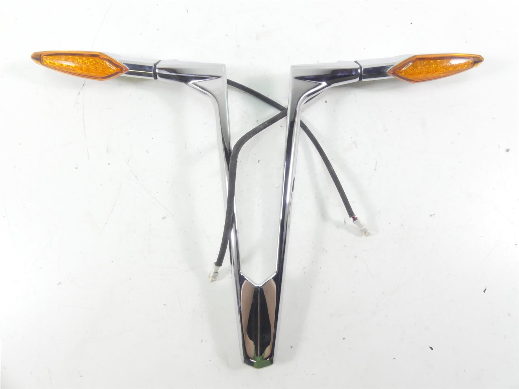 2013 Victory Cross Country Rear Turn Signal Blinker & Mount 2411114 {{ shop.shopifyCountryName }} - Mototech271