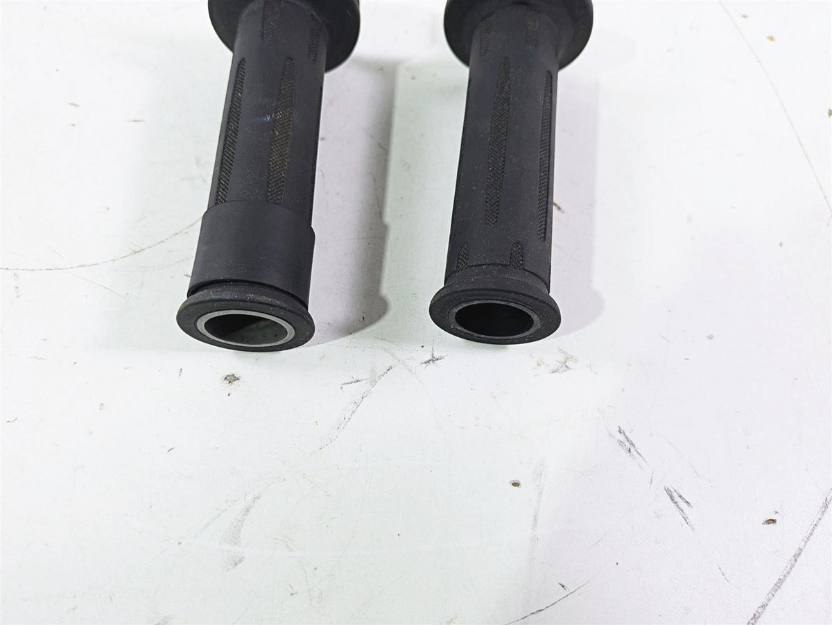 2015 BMW R nineT K21 Left Right Hand Grip Set 61317721849 61317714236 {{ shop.shopifyCountryName }} - Mototech271