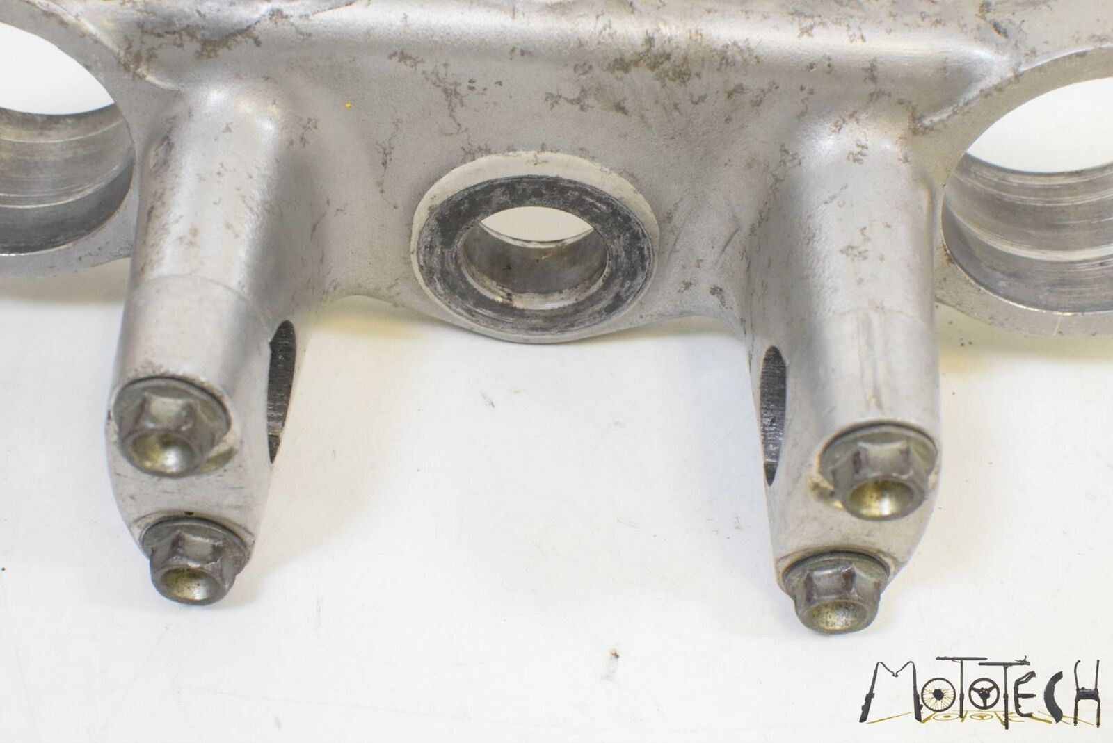 1989 Honda CR250R CR250 R Upper Triple Tree Steering Clamp 53230-KZ3-000 {{ shop.shopifyCountryName }} - Mototech271