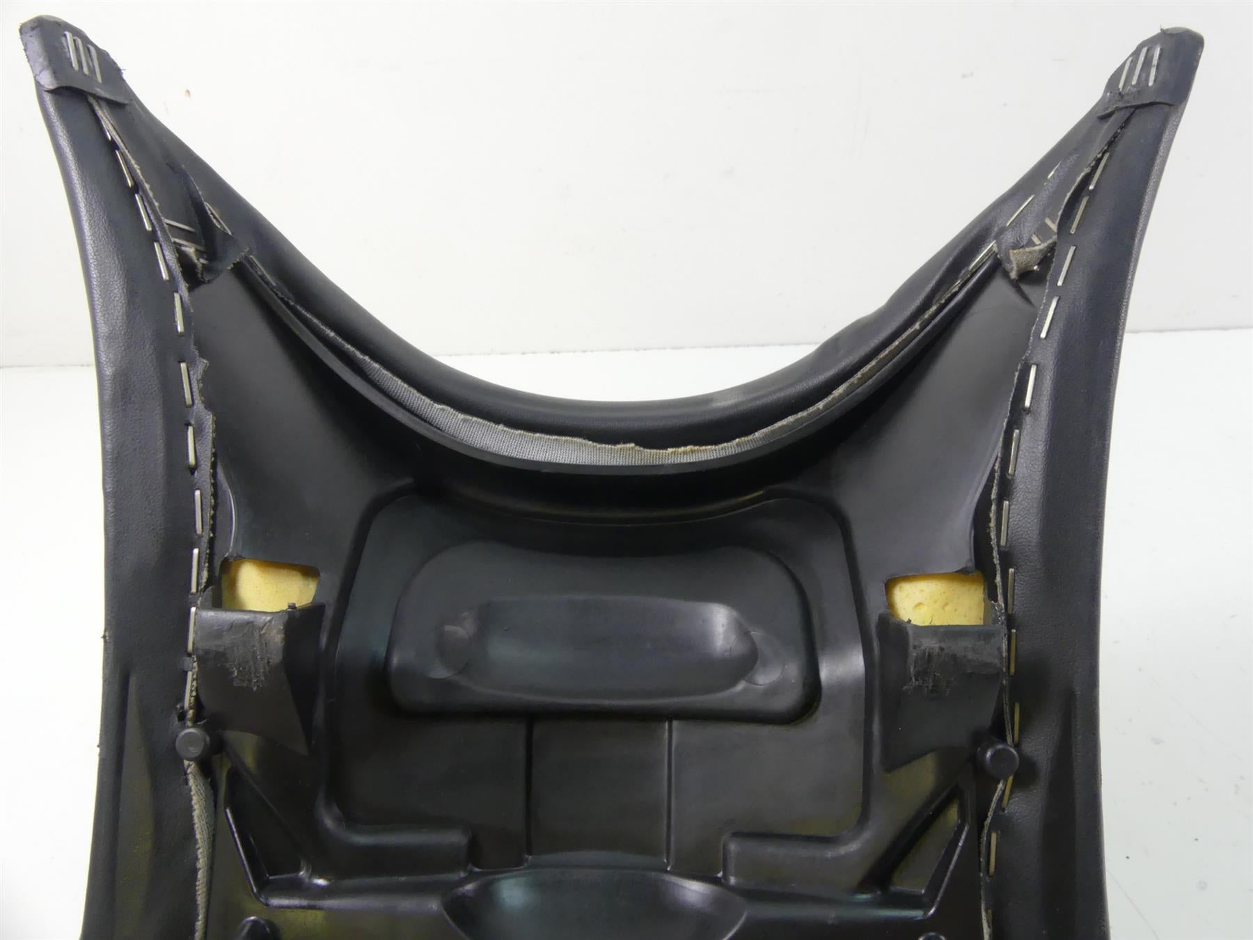 2015 Eric Buell Racing 1190SX Rider Driver Saddle Seat -Read N0025.1B7 {{ shop.shopifyCountryName }} - Mototech271