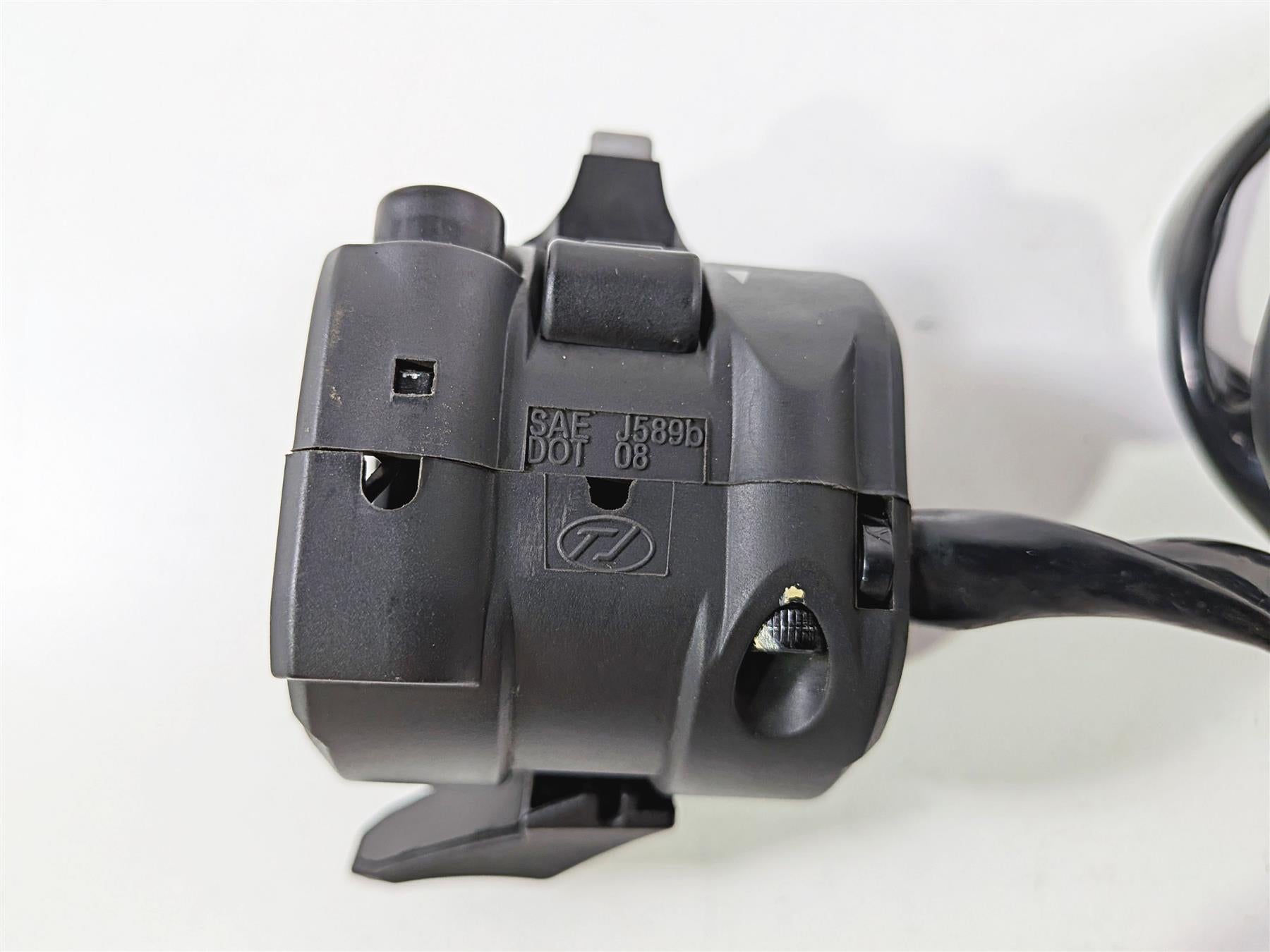 2015 Ducati Scrambler Urban Enduro Left Hand Turn Signal Control Switch 65110171-Mototech271