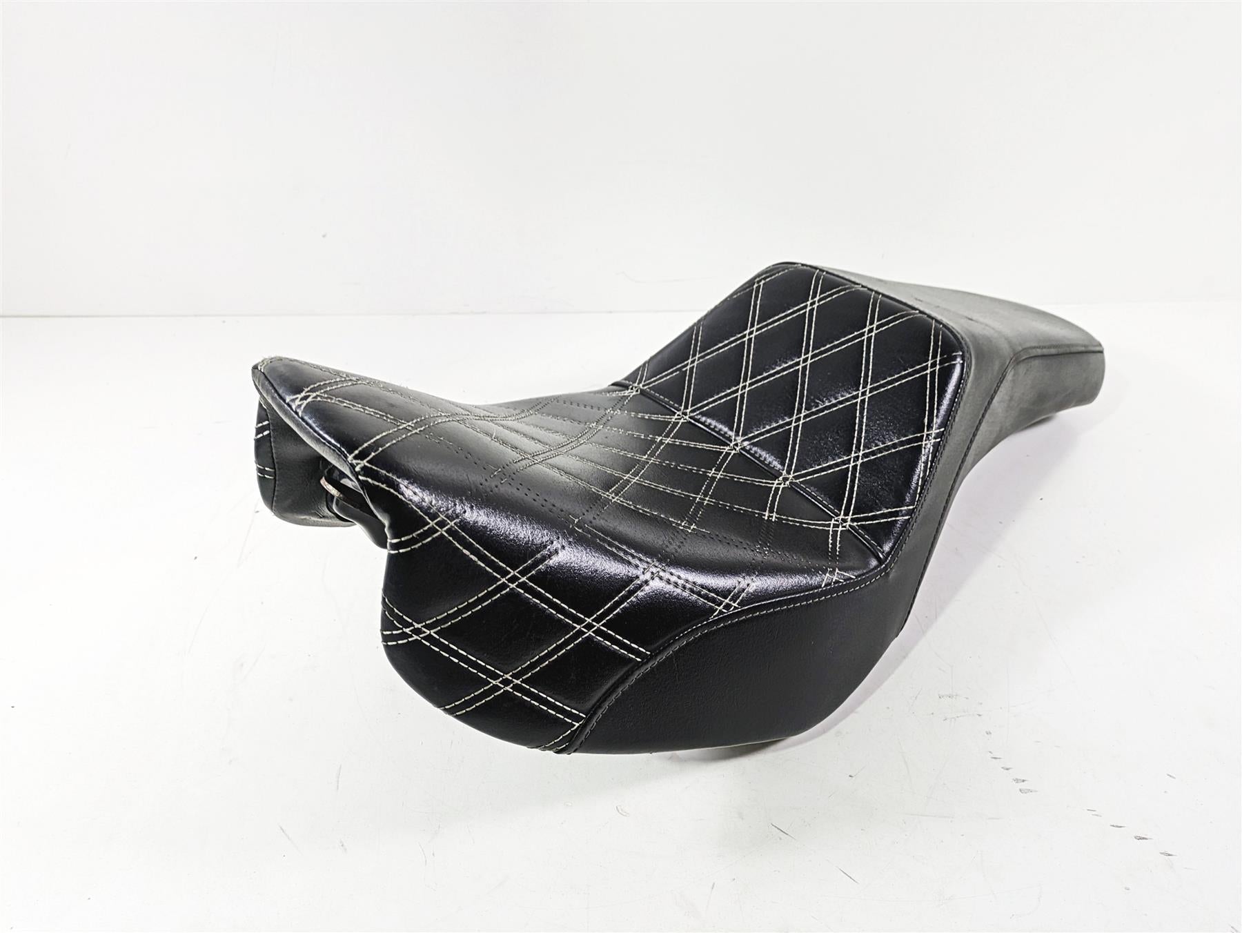 2017 Harley Dyna FXDB Street Bob TCMT Duo Seat Saddle -READ XF2906S11 {{ shop.shopifyCountryName }} - Mototech271