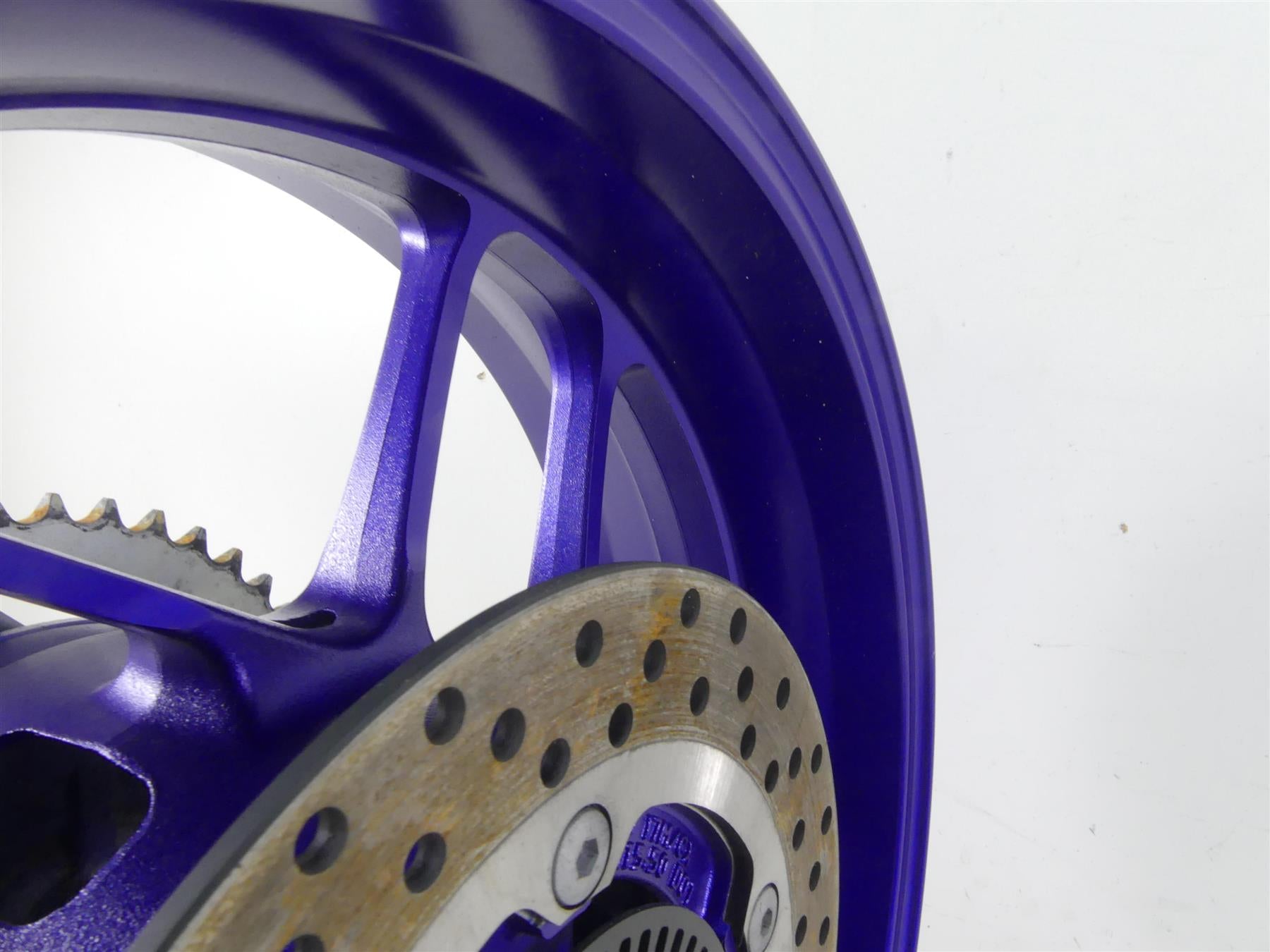 2022 Yamaha MT09 FZ09 Nice Rear Blue 17x5.5 Wheel Rim B7N-25338-00-P0 {{ shop.shopifyCountryName }} - Mototech271