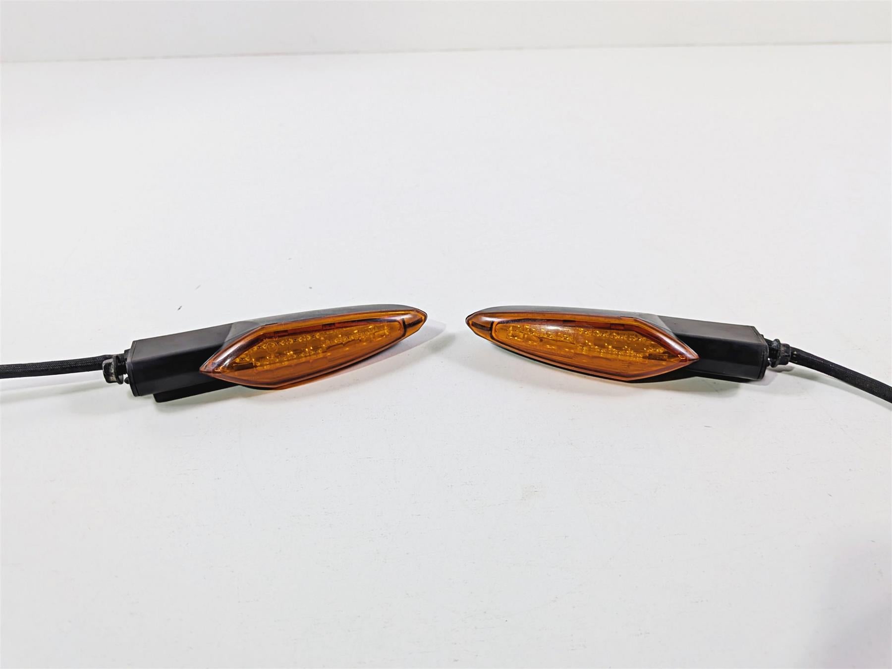 2016 Victory Cross Country Front Black Blinker Turn Signal Set 2411114 {{ shop.shopifyCountryName }} - Mototech271